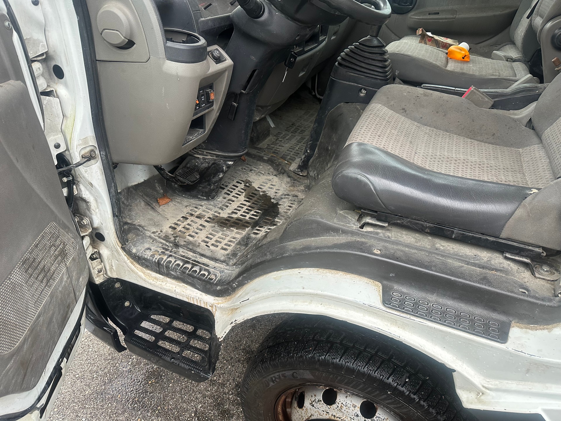 NISSAN Cabstar Basis (Pro) 35.13-image-11