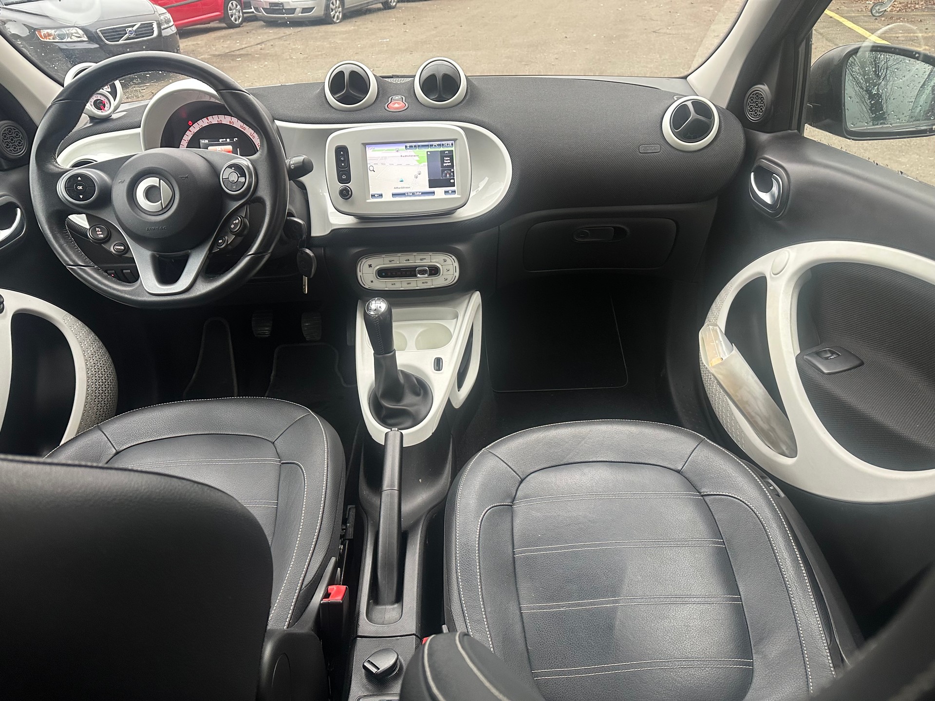 SMART forfour prime-image-8