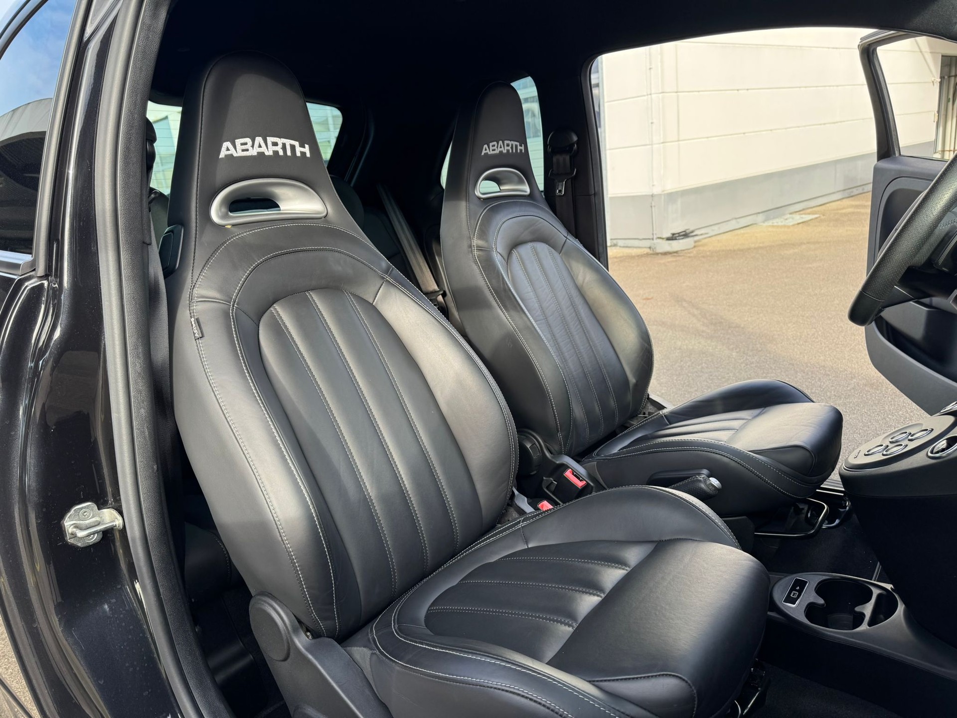 FIAT 595 1.4 16V Turbo Abarth Turismo Dualogic-image-11
