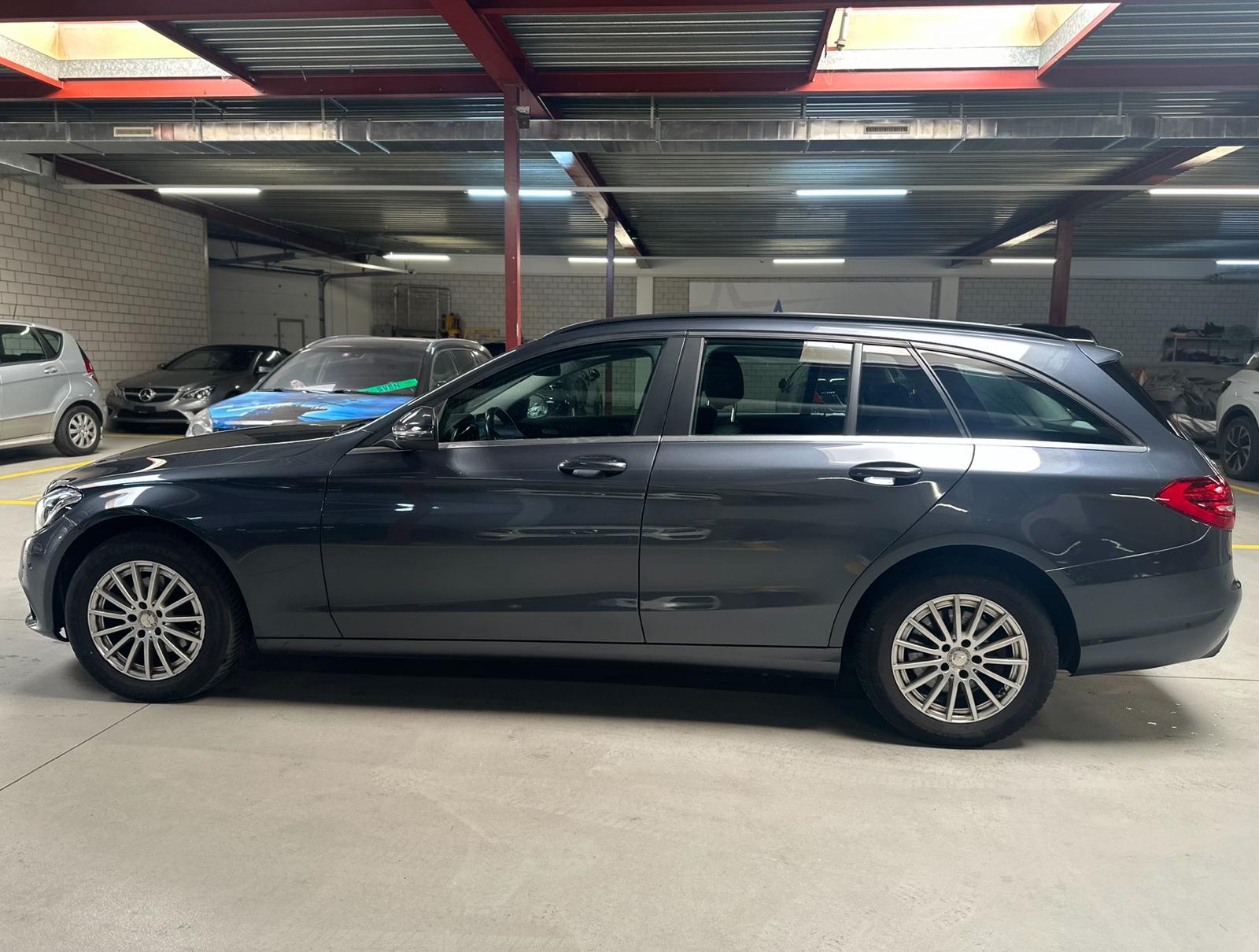 MERCEDES-BENZ C 200 BlueTEC 7G-Tronic-image-1