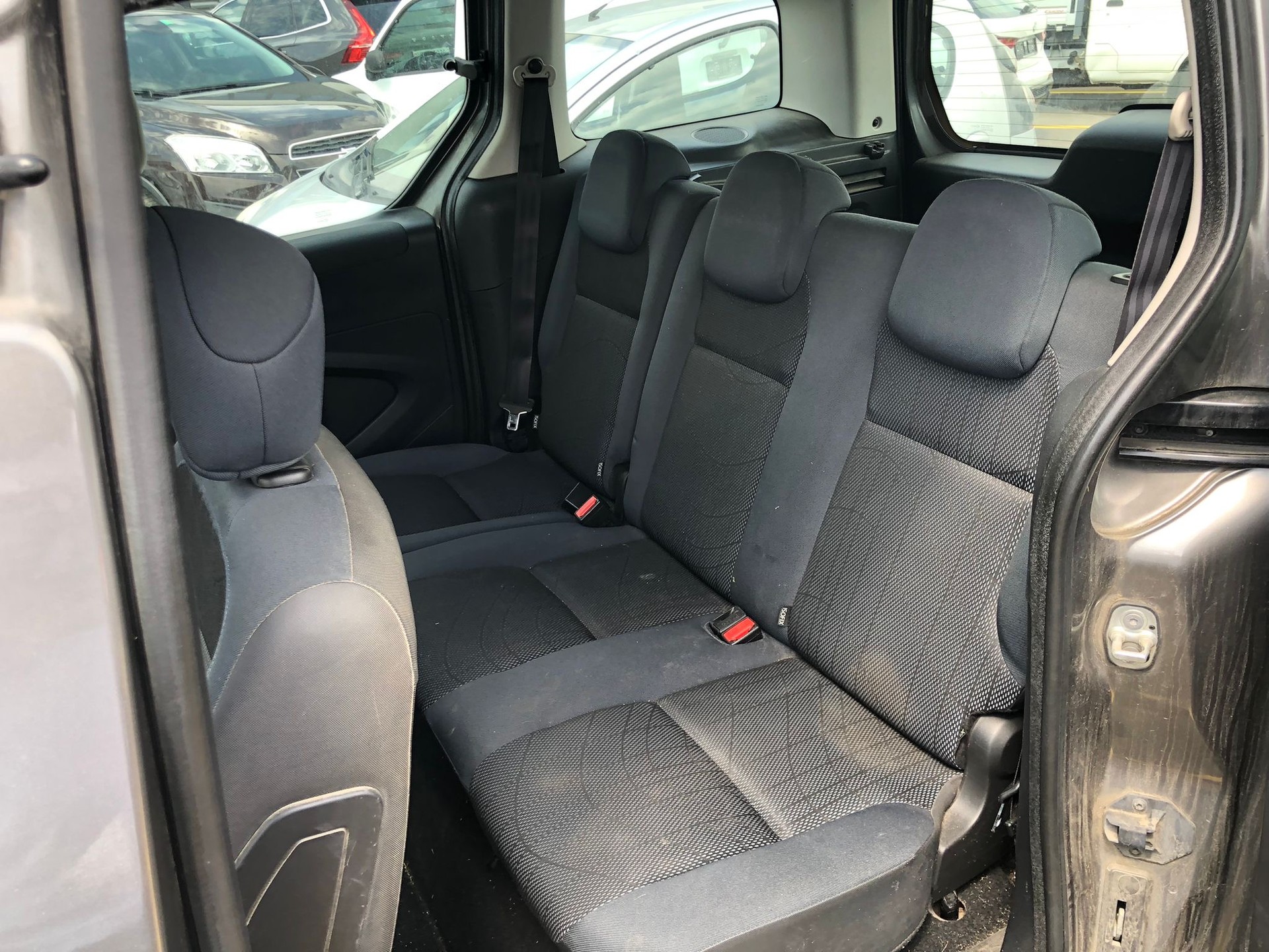 PEUGEOT Partner 1.6 Urban-image-9
