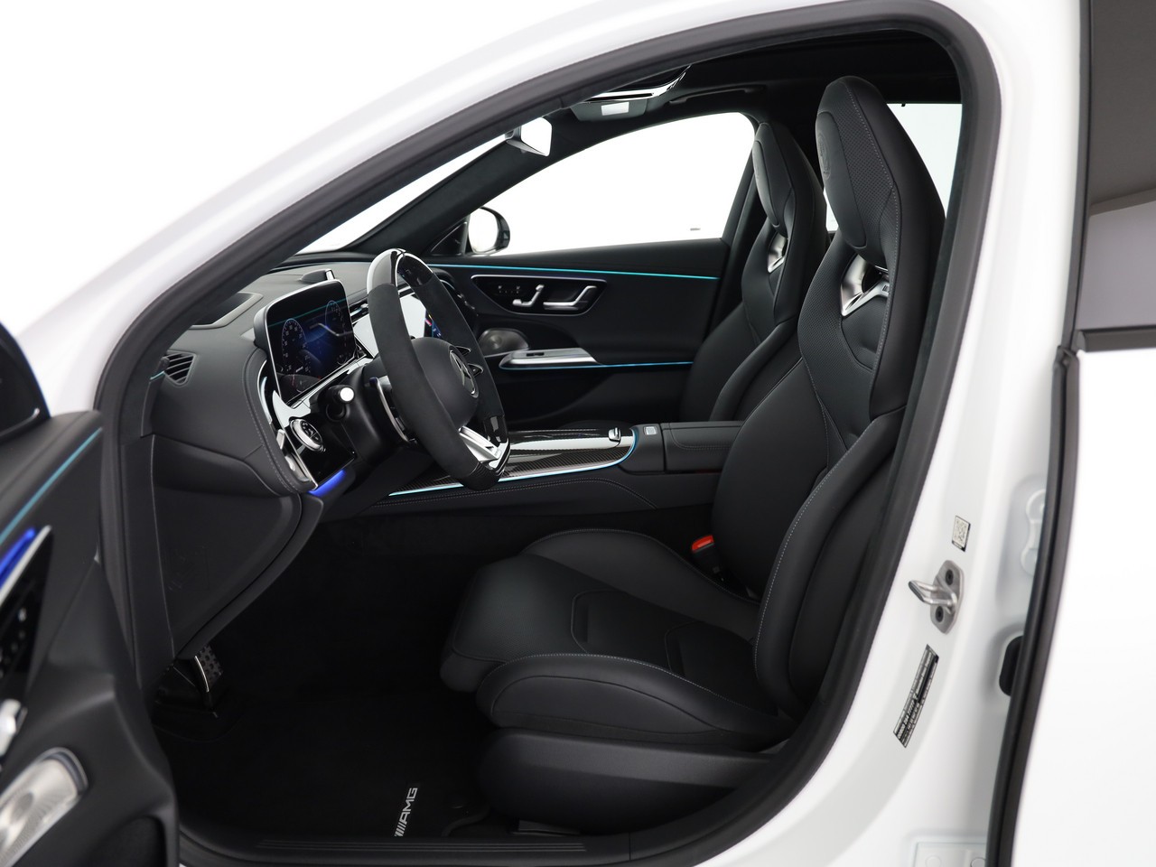 MERCEDES-BENZ E 53 Hybrid T 4Matic+ 9G-Tronic-image-4