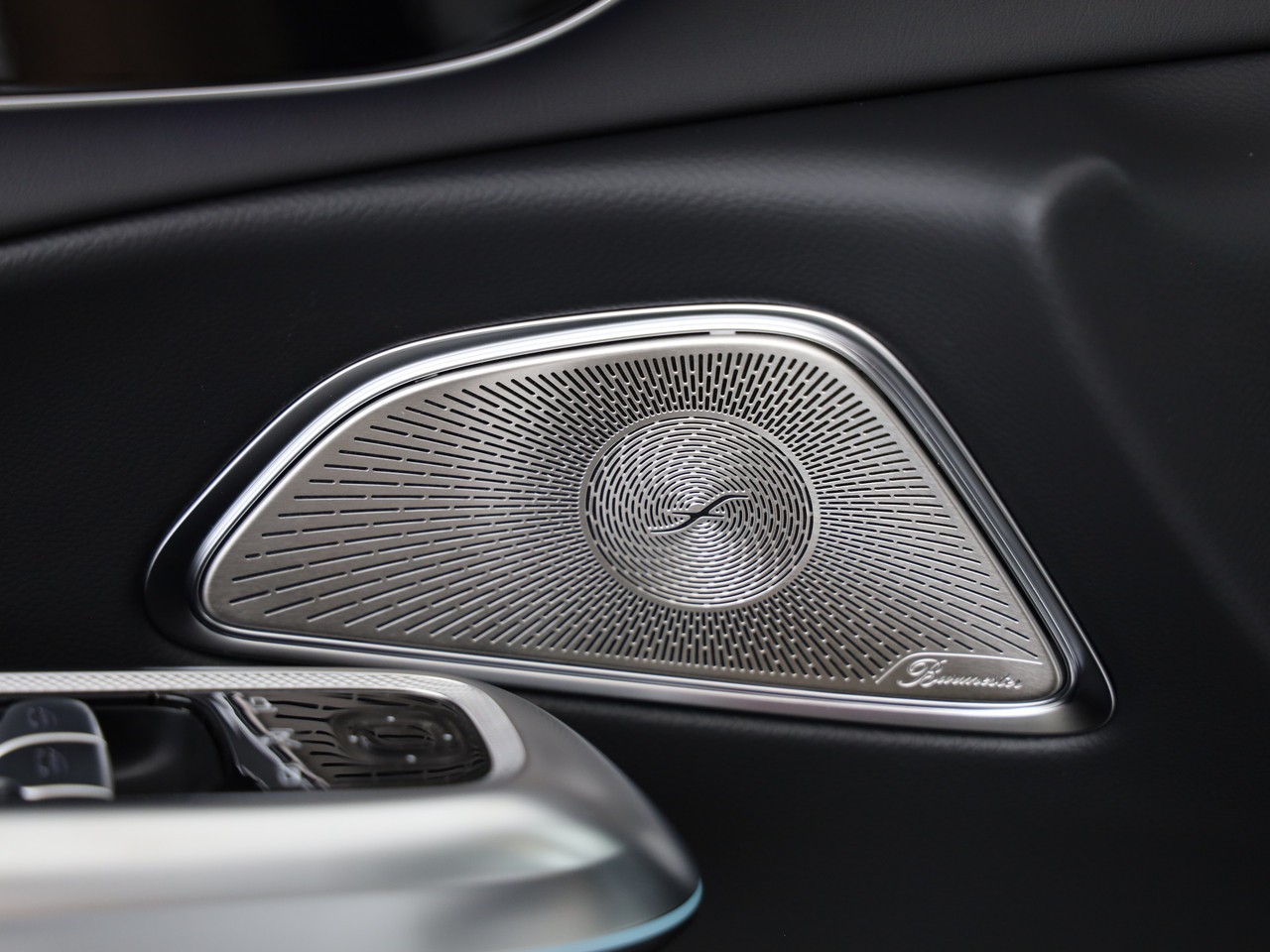 MERCEDES-BENZ E 53 Hybrid T 4Matic+ 9G-Tronic-image-11
