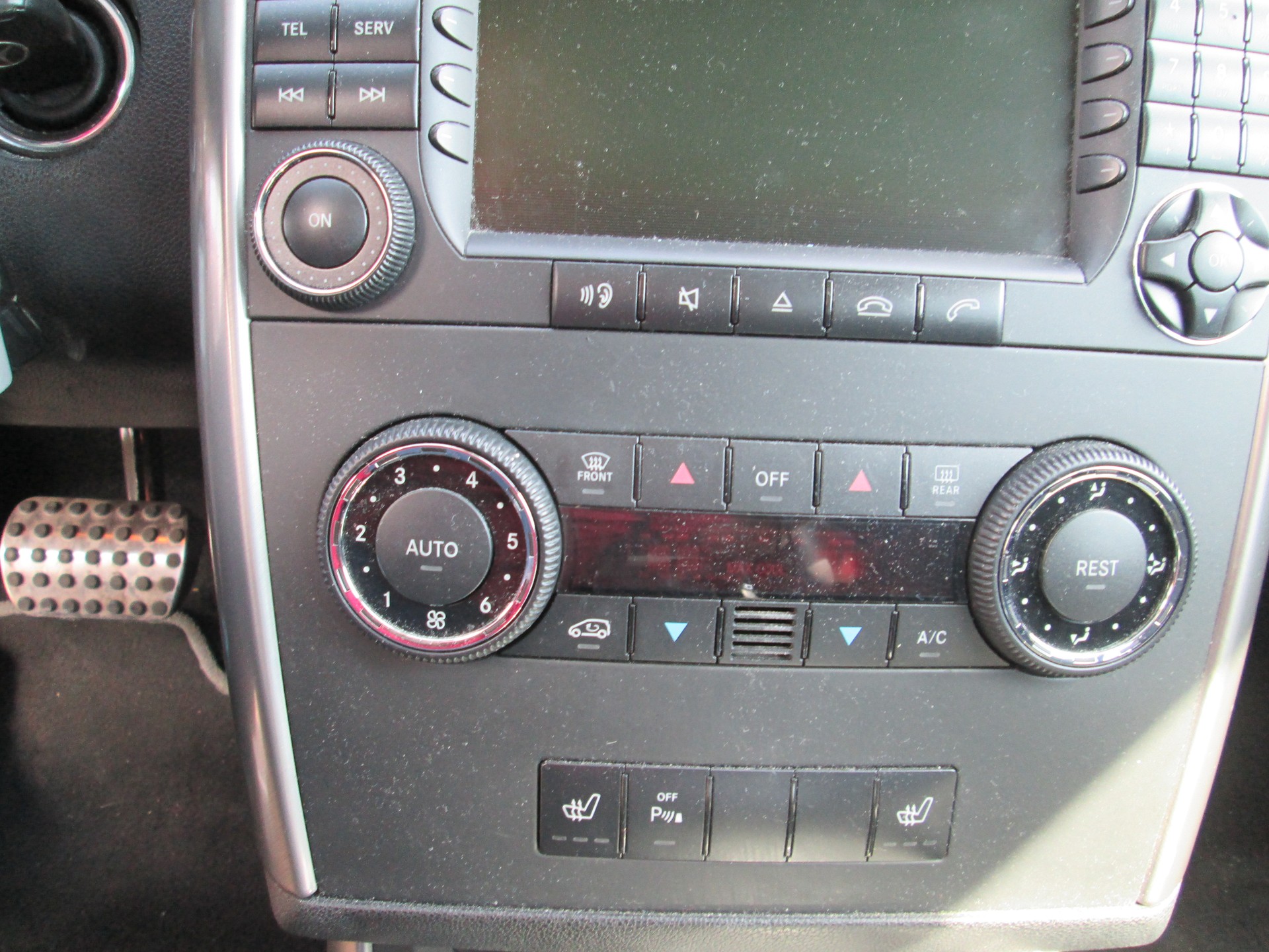 MERCEDES-BENZ B 200-image-10