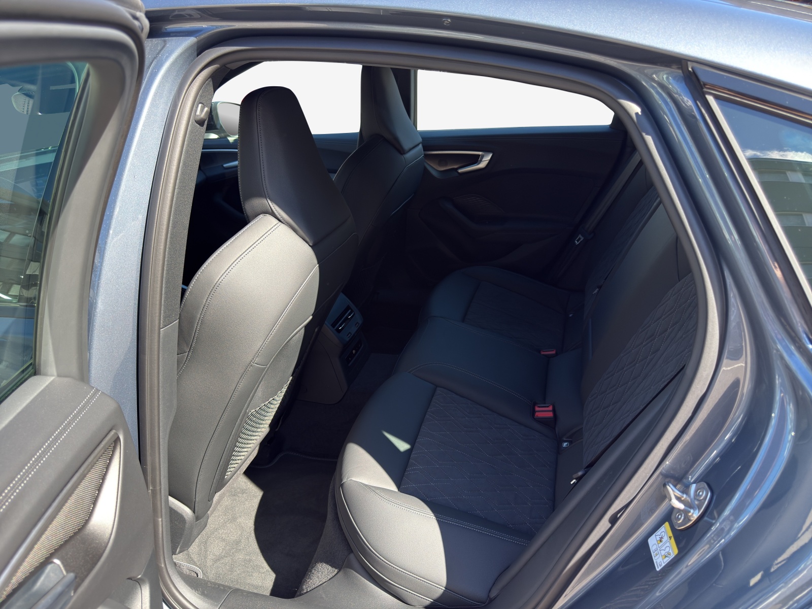 AUDI A5 Limousine TFSI 150 kW S tronic-image-11