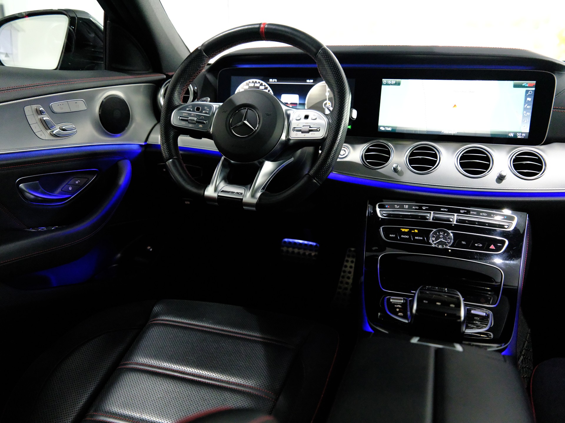 MERCEDES-BENZ E 53 AMG 4Matic 9G-Tronic-image-16