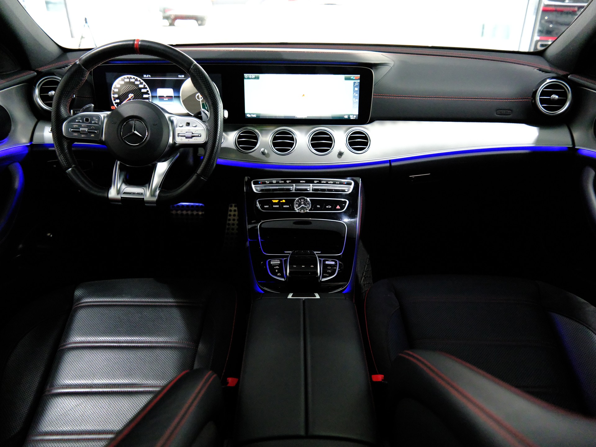 MERCEDES-BENZ E 53 AMG 4Matic 9G-Tronic-image-14