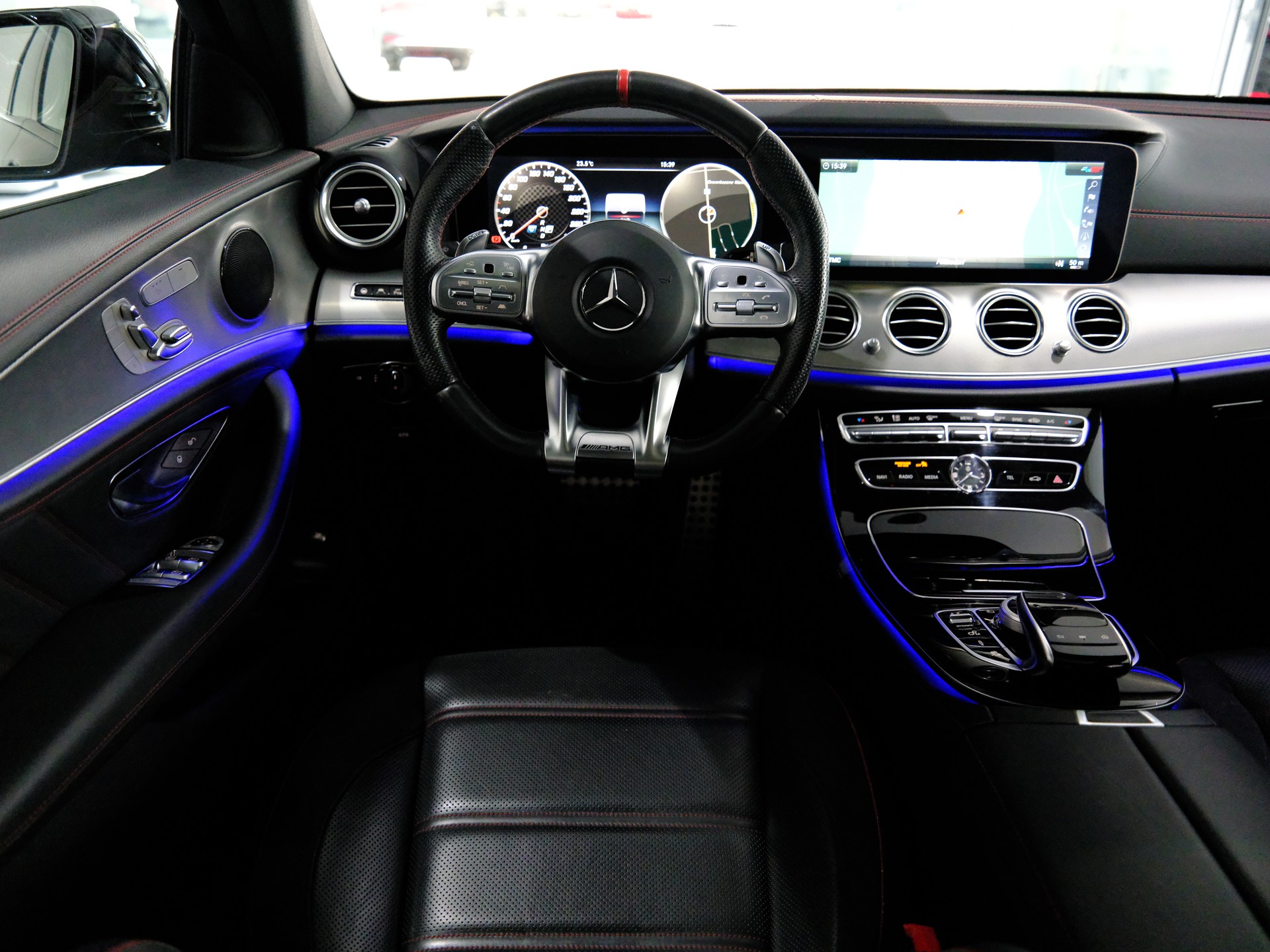 MERCEDES-BENZ E 53 AMG 4Matic 9G-Tronic-image-15