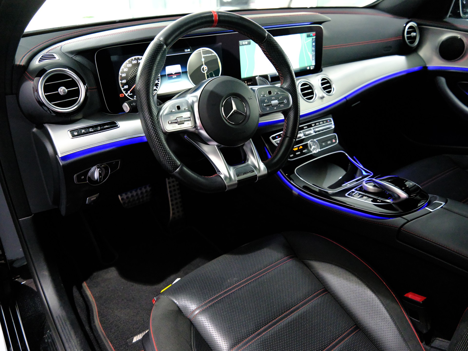 MERCEDES-BENZ E 53 AMG 4Matic 9G-Tronic-image-17