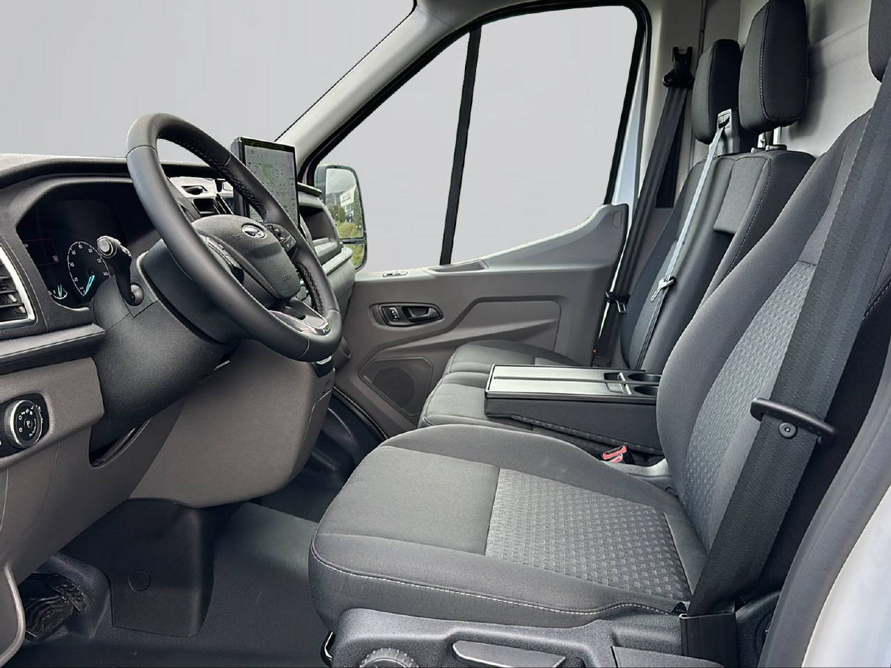 FORD E-Transit Van 350 L3H2 68kWh Trend-image-8