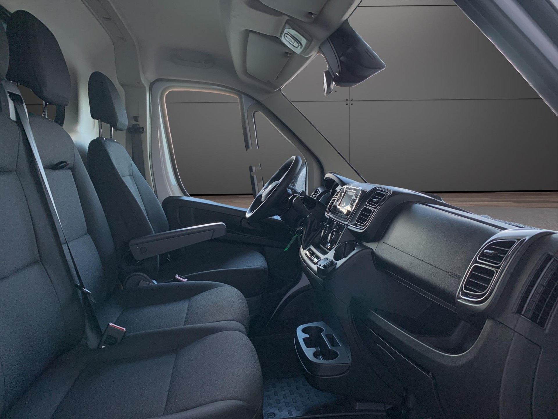 CITROEN Jumper Kaw. 35 L2H2 2.2 BlueHDi 140 S/S-image-13