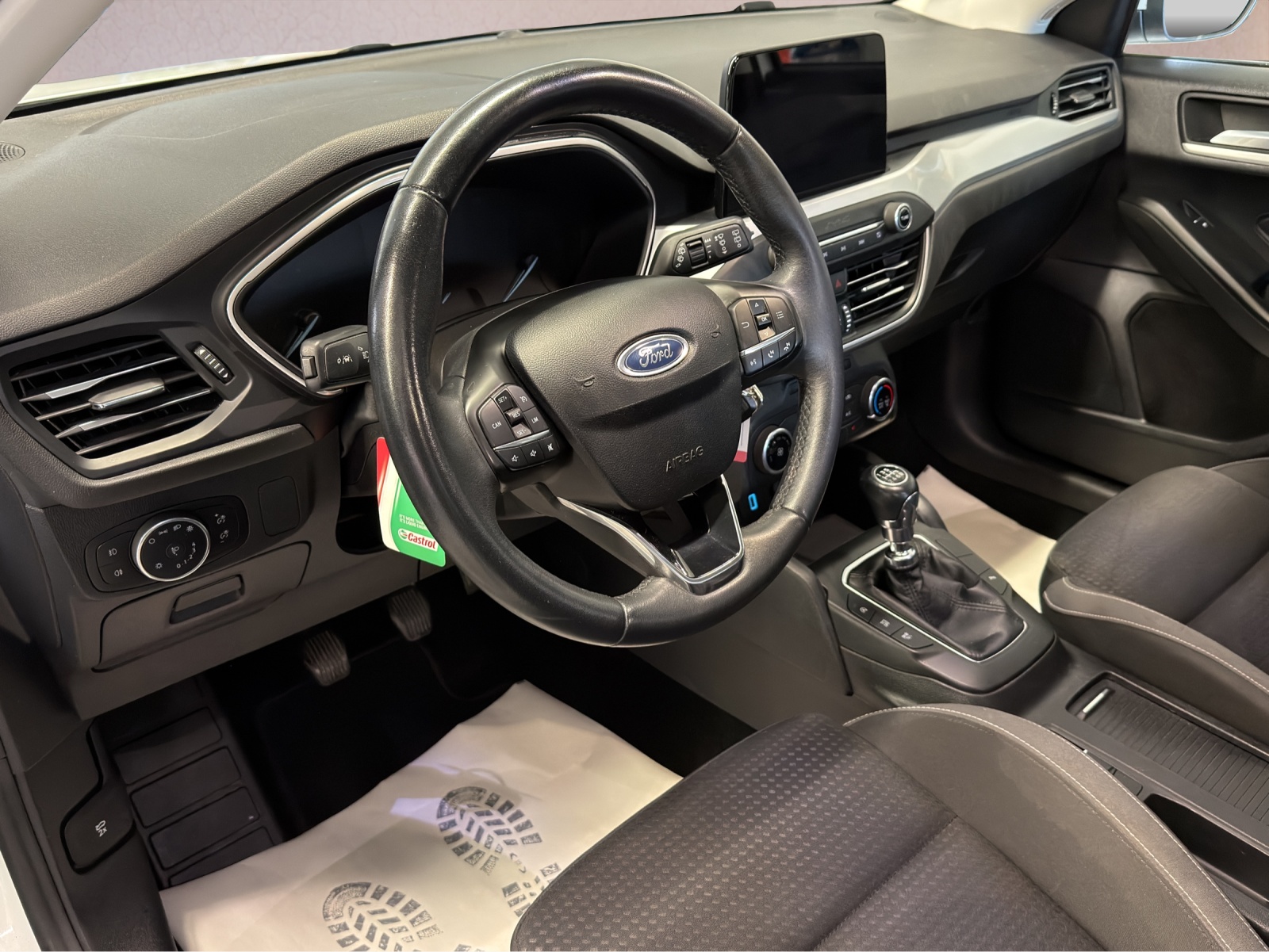 FORD Focus 1.0 SCTi Business-image-7