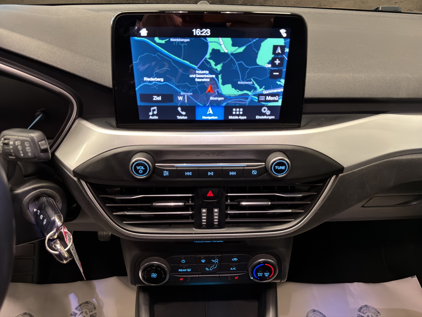 FORD Focus 1.0 SCTi Business-image-12