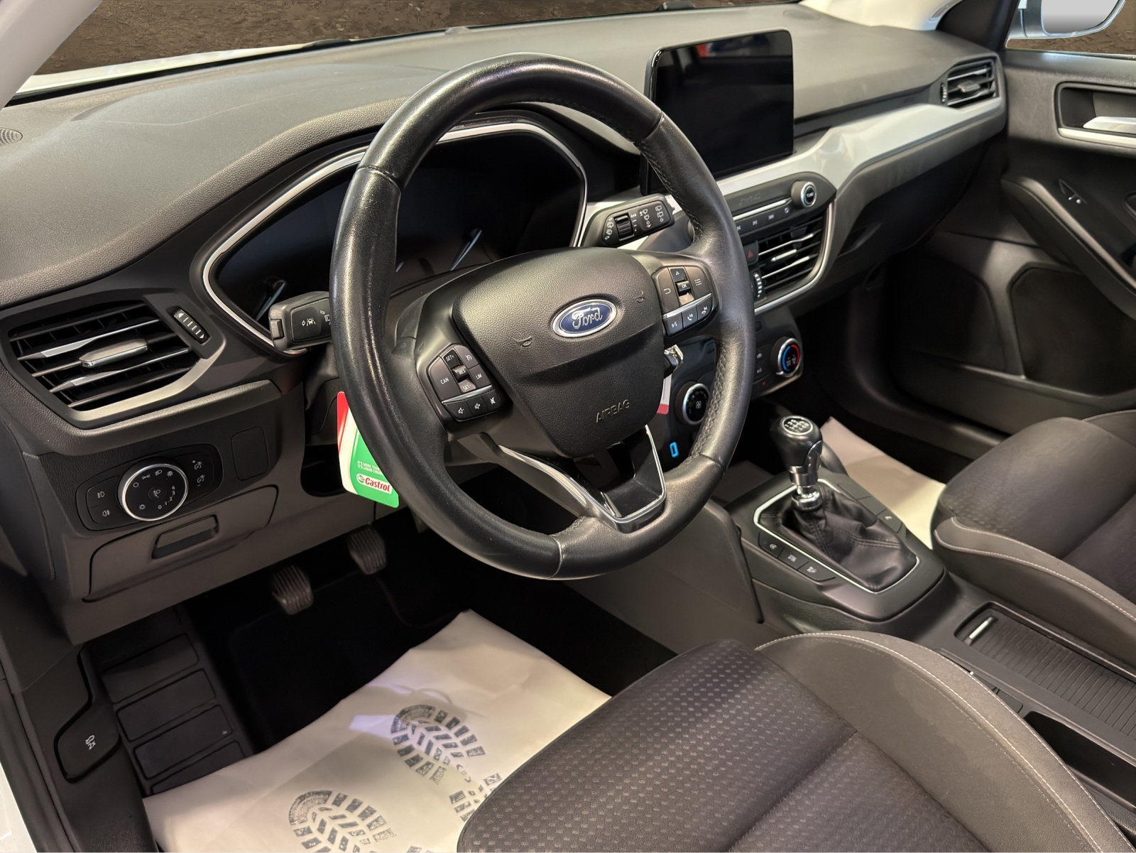 FORD Focus 1.0 SCTi Business-image-7