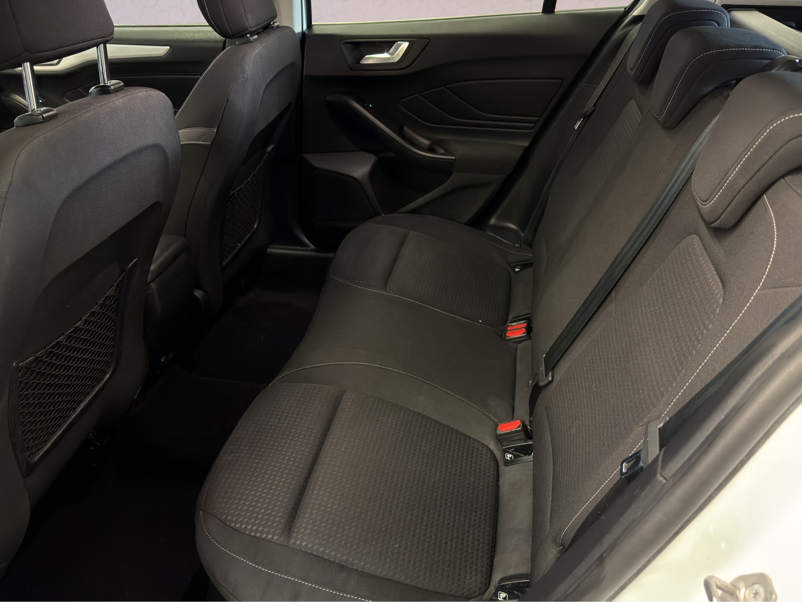 FORD Focus 1.0 SCTi Business-image-8