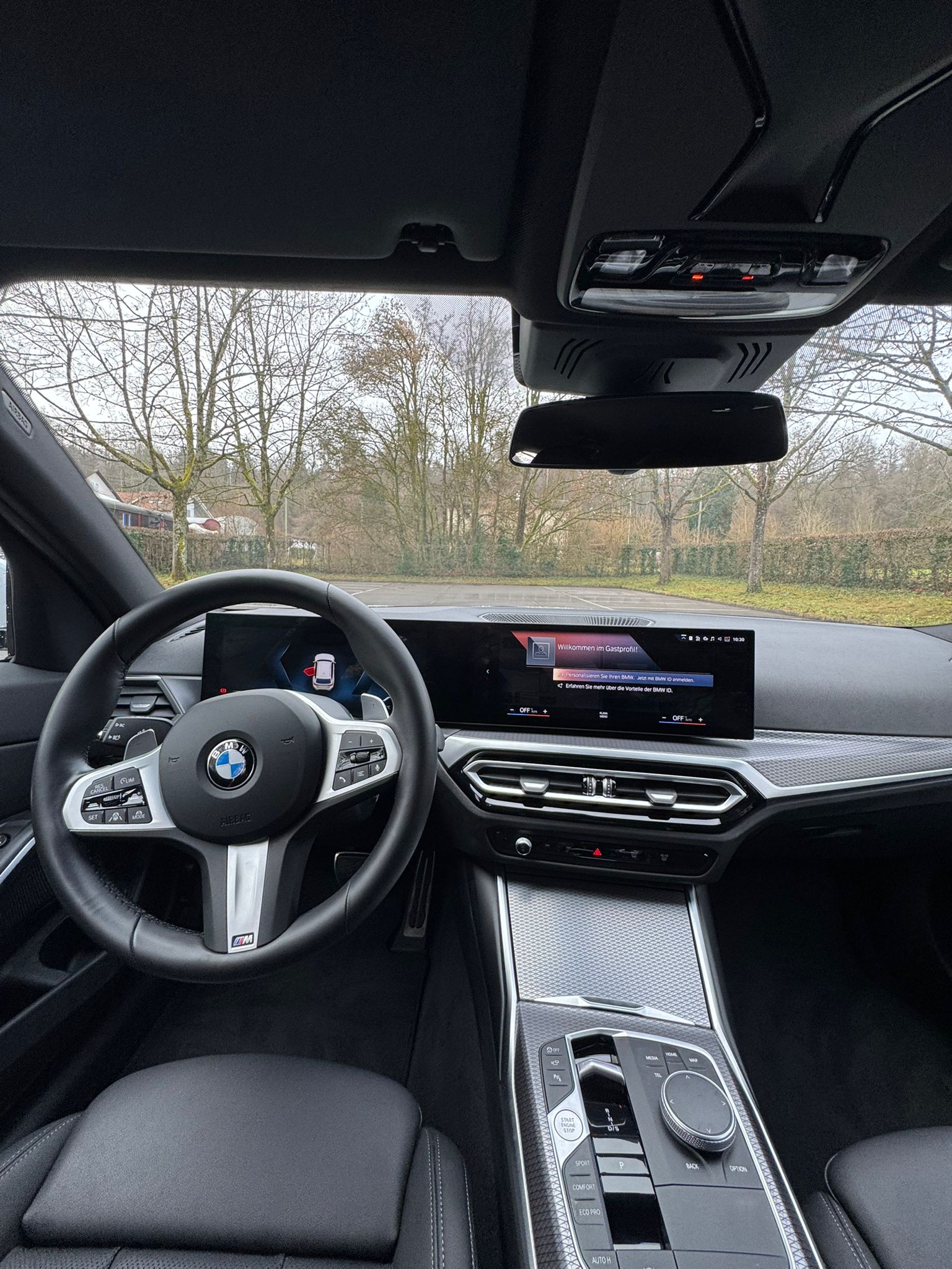 BMW 320d xDrive 48V Touring Steptronic M Sport-image-9