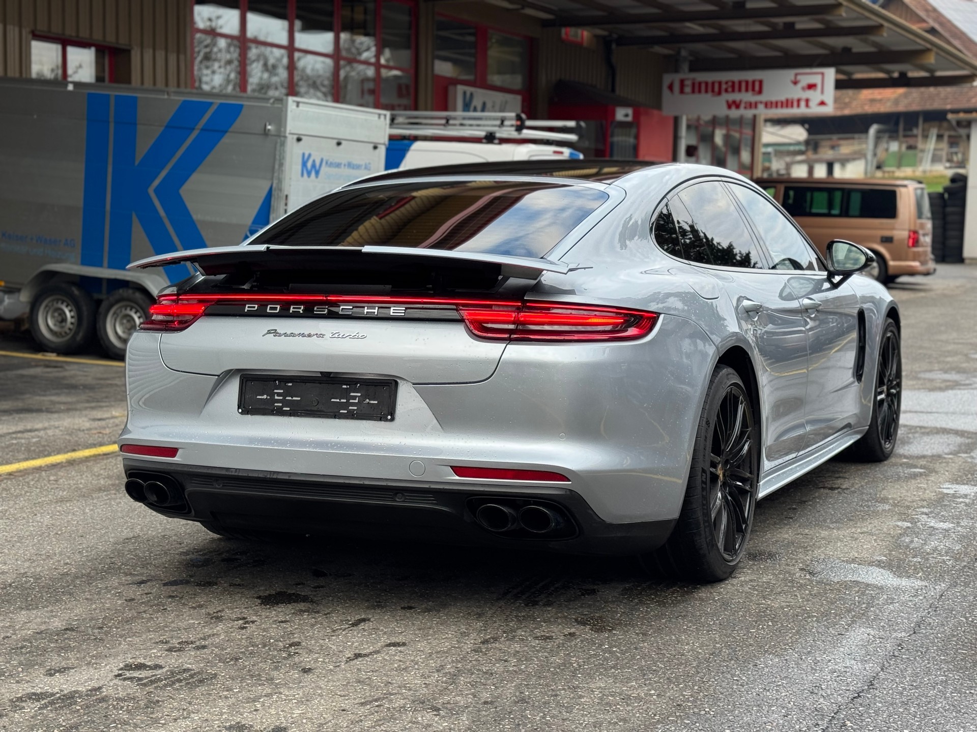 PORSCHE Panamera 4.0 V8 Turbo-image-4