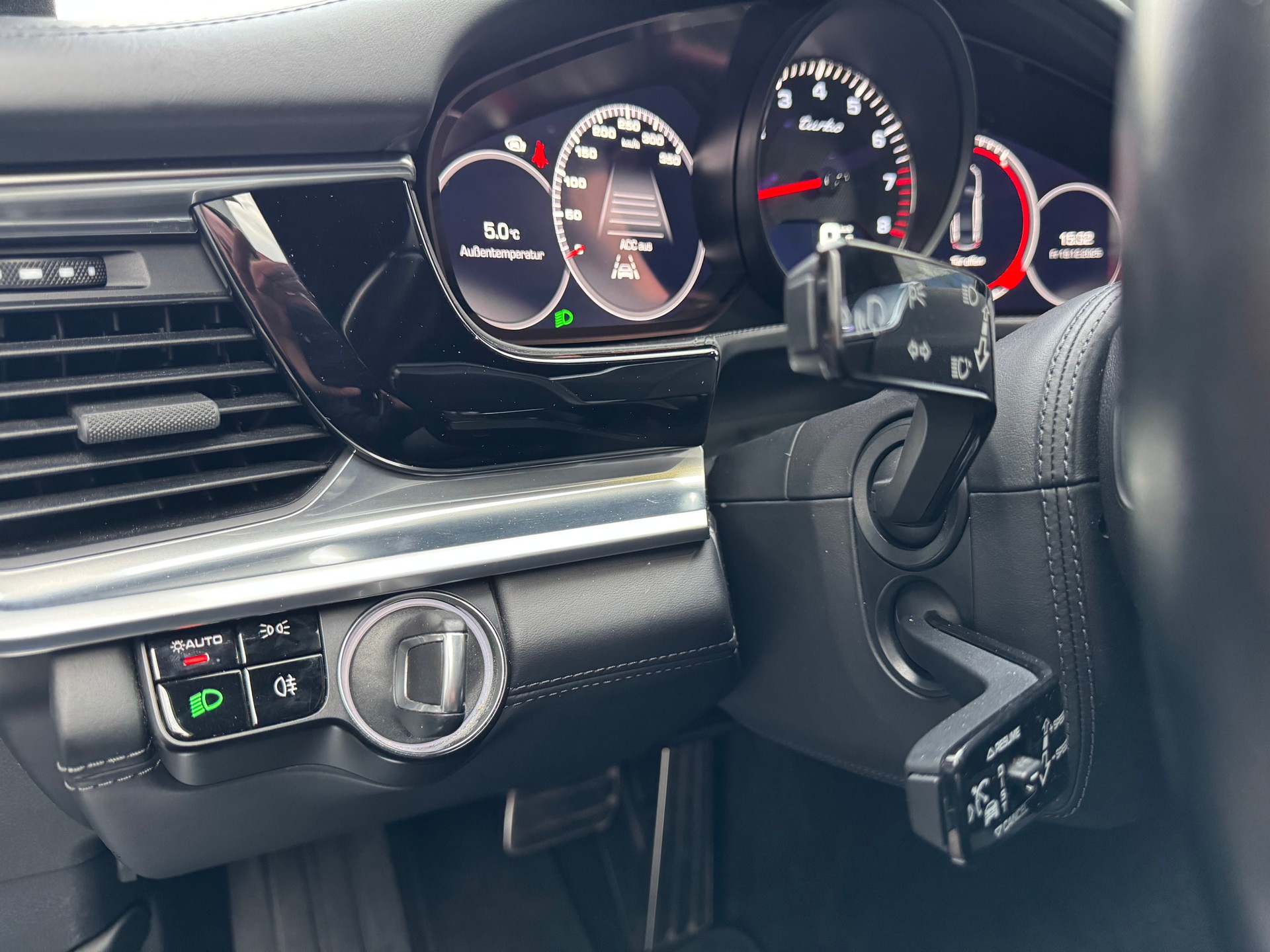 PORSCHE Panamera 4.0 V8 Turbo-image-13