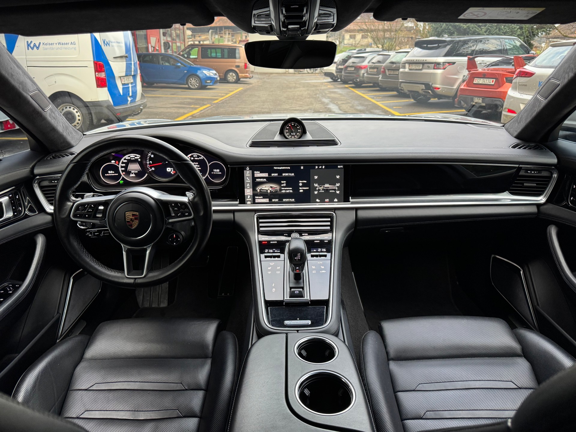 PORSCHE Panamera 4.0 V8 Turbo-image-9