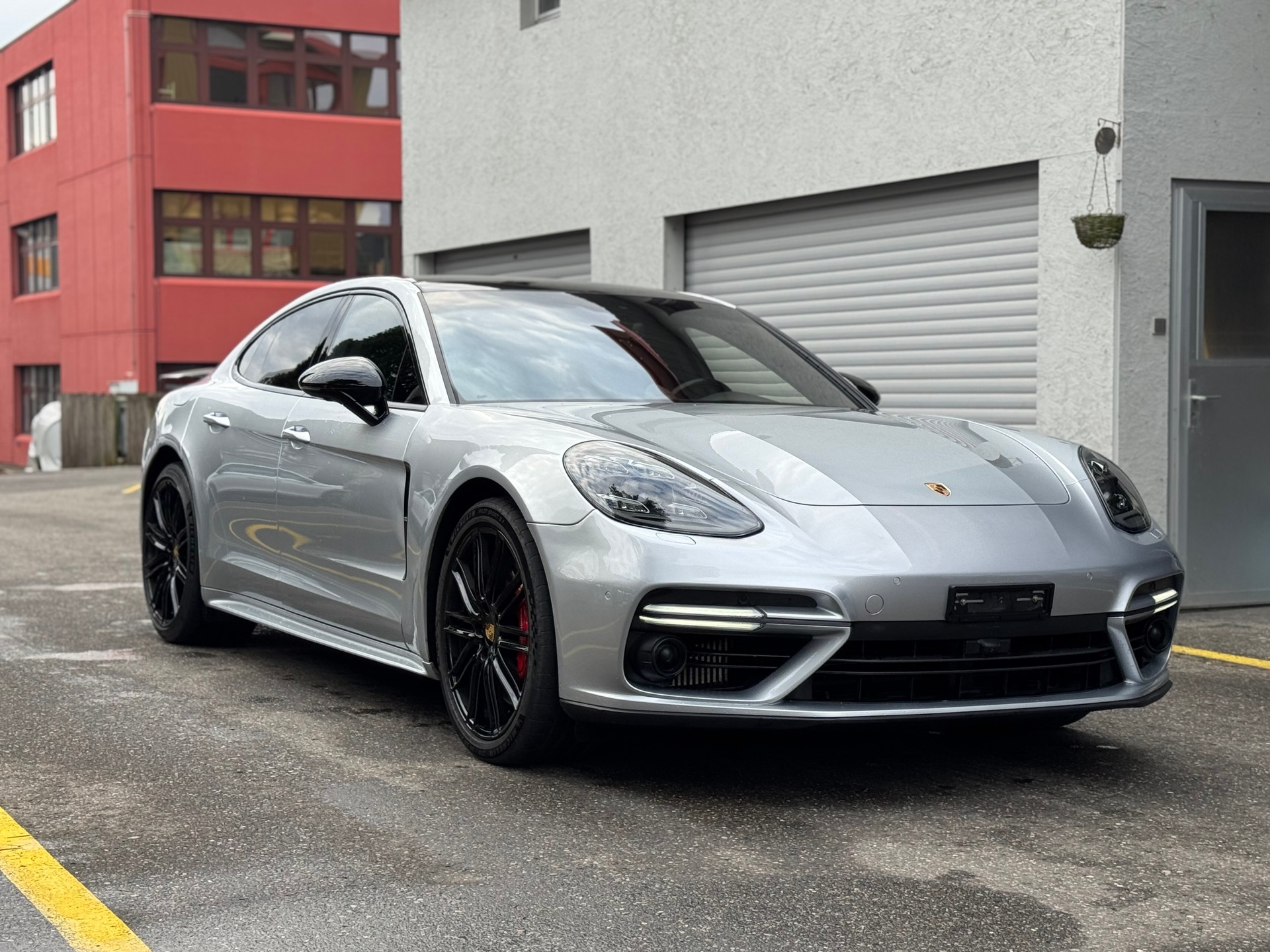 PORSCHE Panamera 4.0 V8 Turbo-image-2
