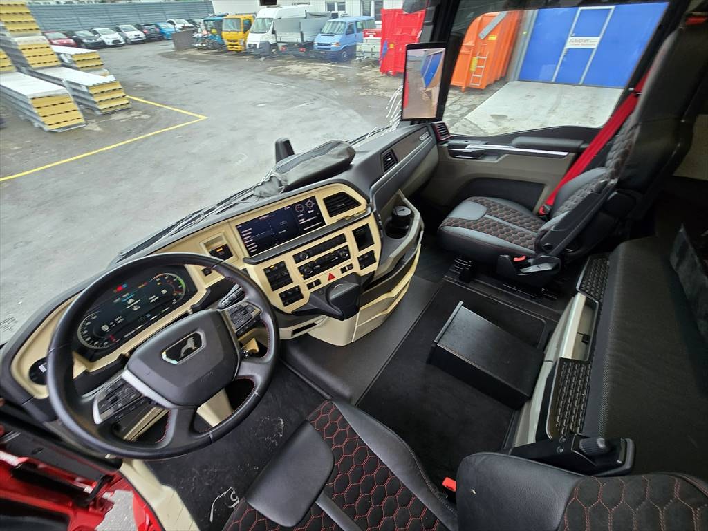 MAN TGX 18.640-image-8