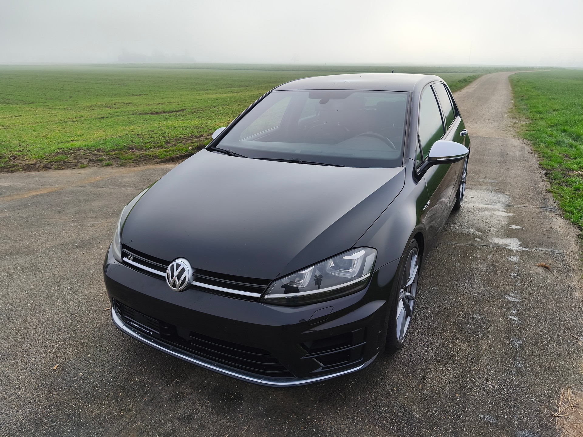 VW Golf 2.0 TSI R 4Motion DSG-image-0