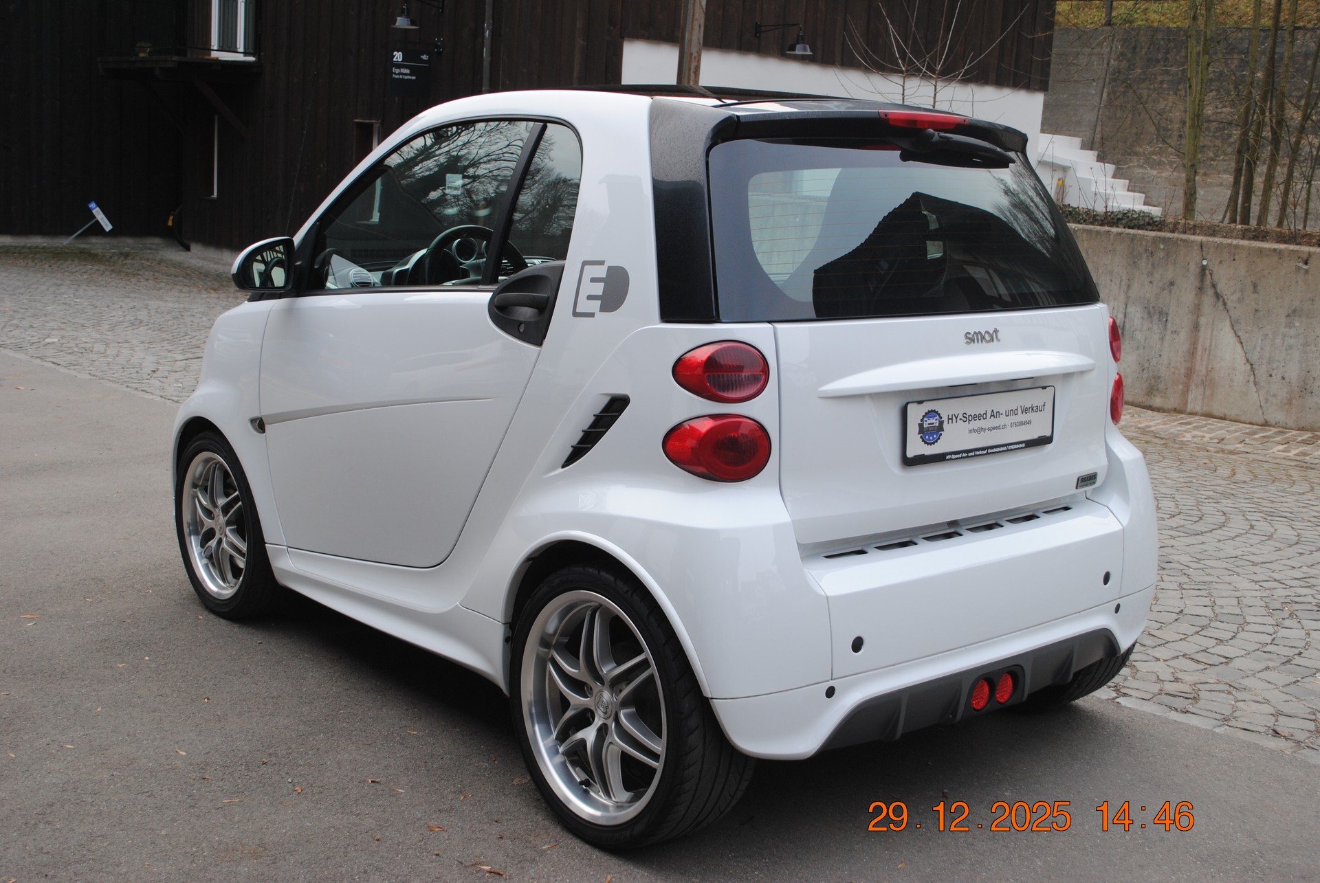 SMART electric drive Brabus (incl. battery)-image-5