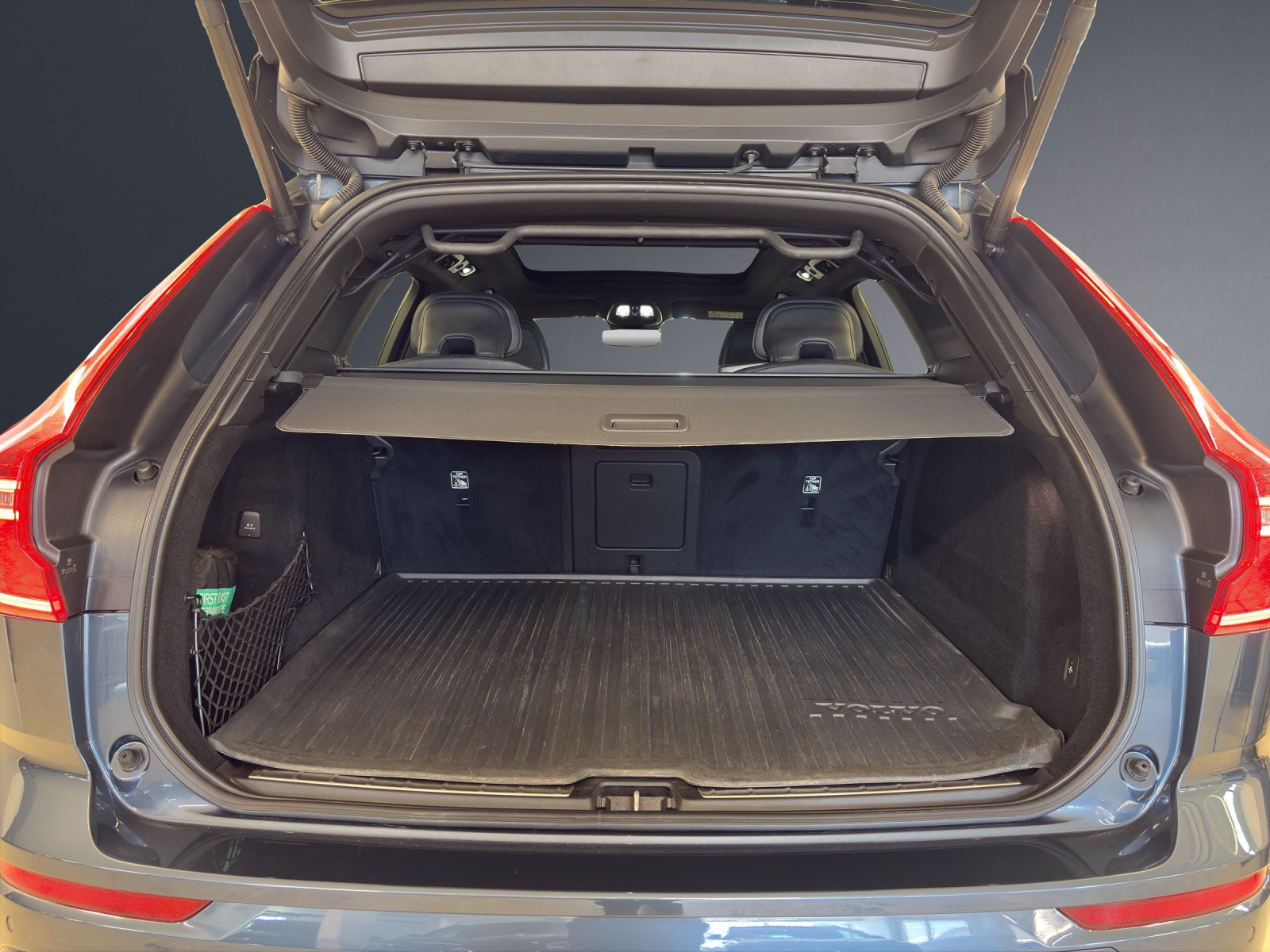 Image VOLVO XC60 XC60 T6 eAWD R-Design