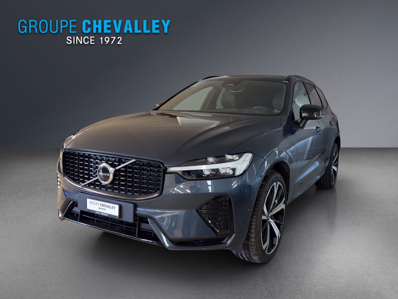 VOLVO XC60 T6 eAWD R-Design-image-0
