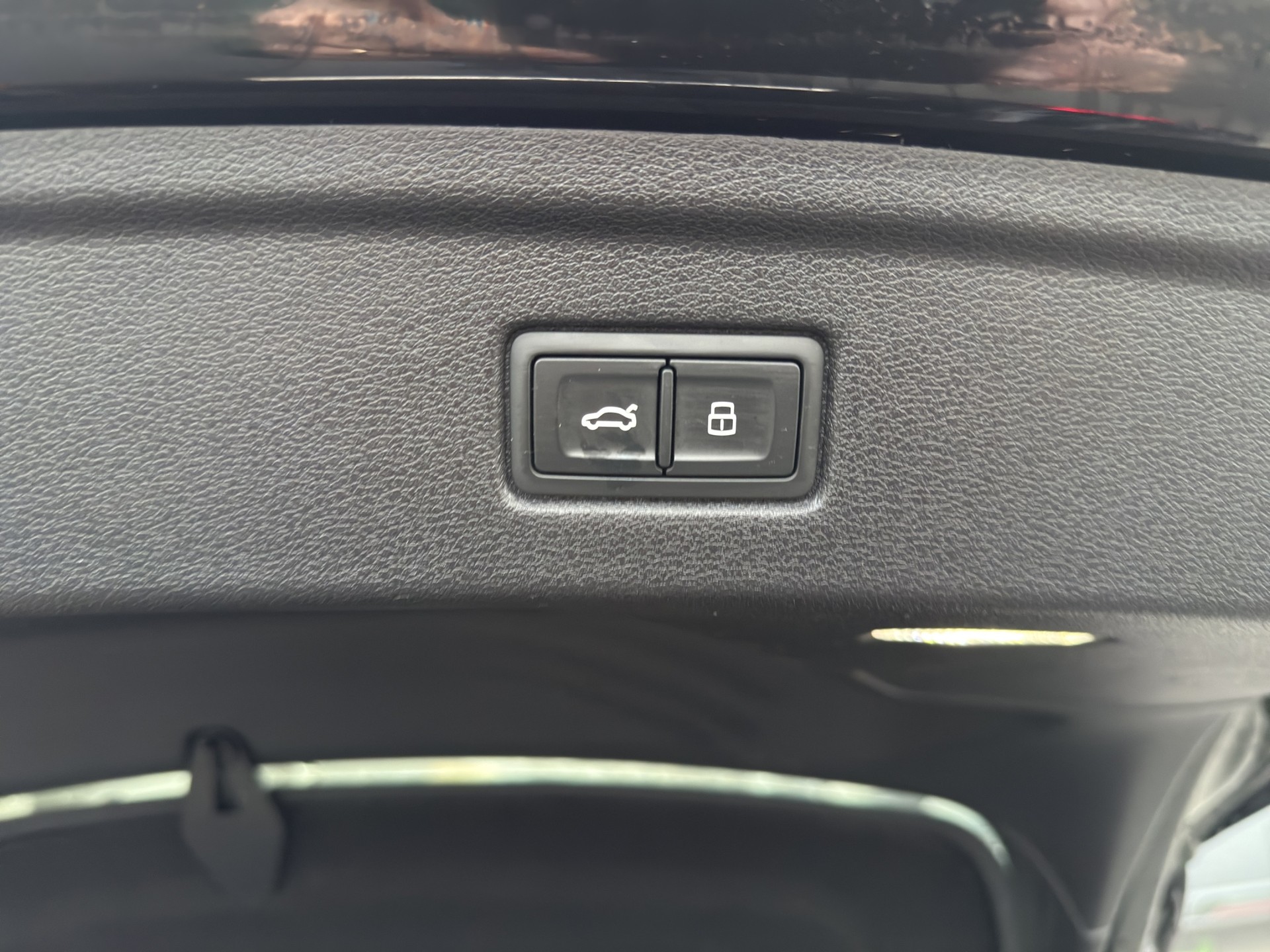 AUDI A5 Sportback 40 TFSI S-Line quattro S-tronic-image-22