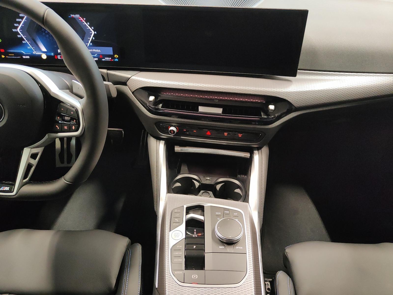 BMW M440i xDrive Coupé-image-14