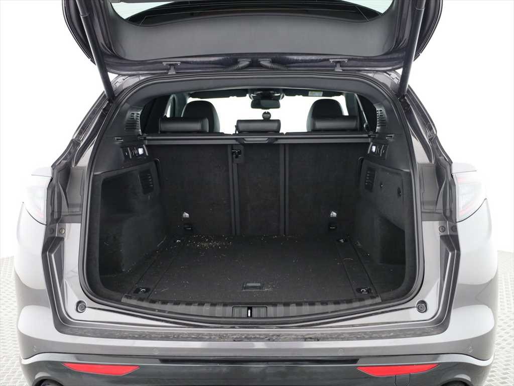 ALFA ROMEO Stelvio 2.0 Veloce Q4 AT8-image-5