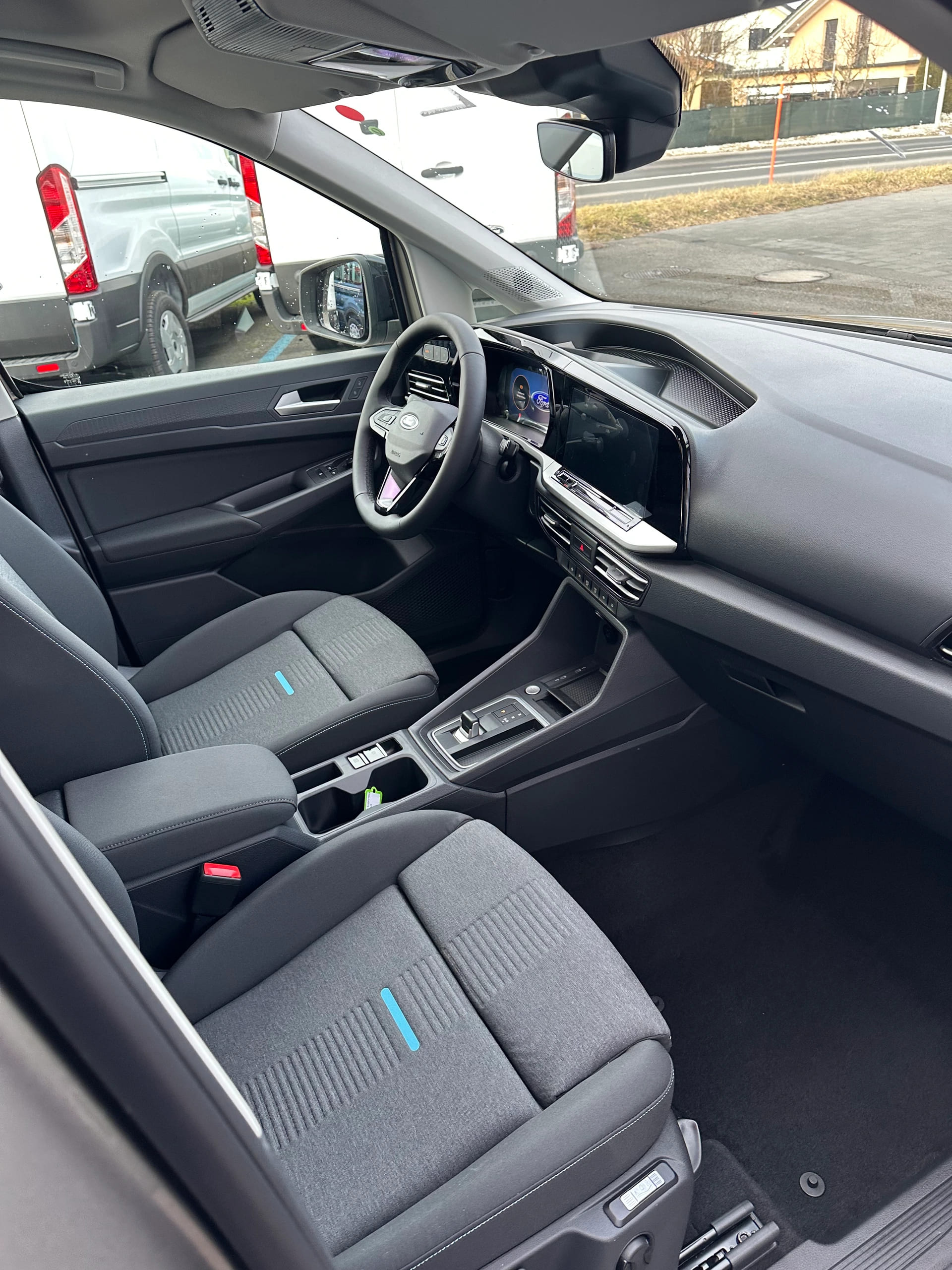FORD TOURNEO CONNECT Grand 2.0 EcoB Active/122CV/Aut.-image-14