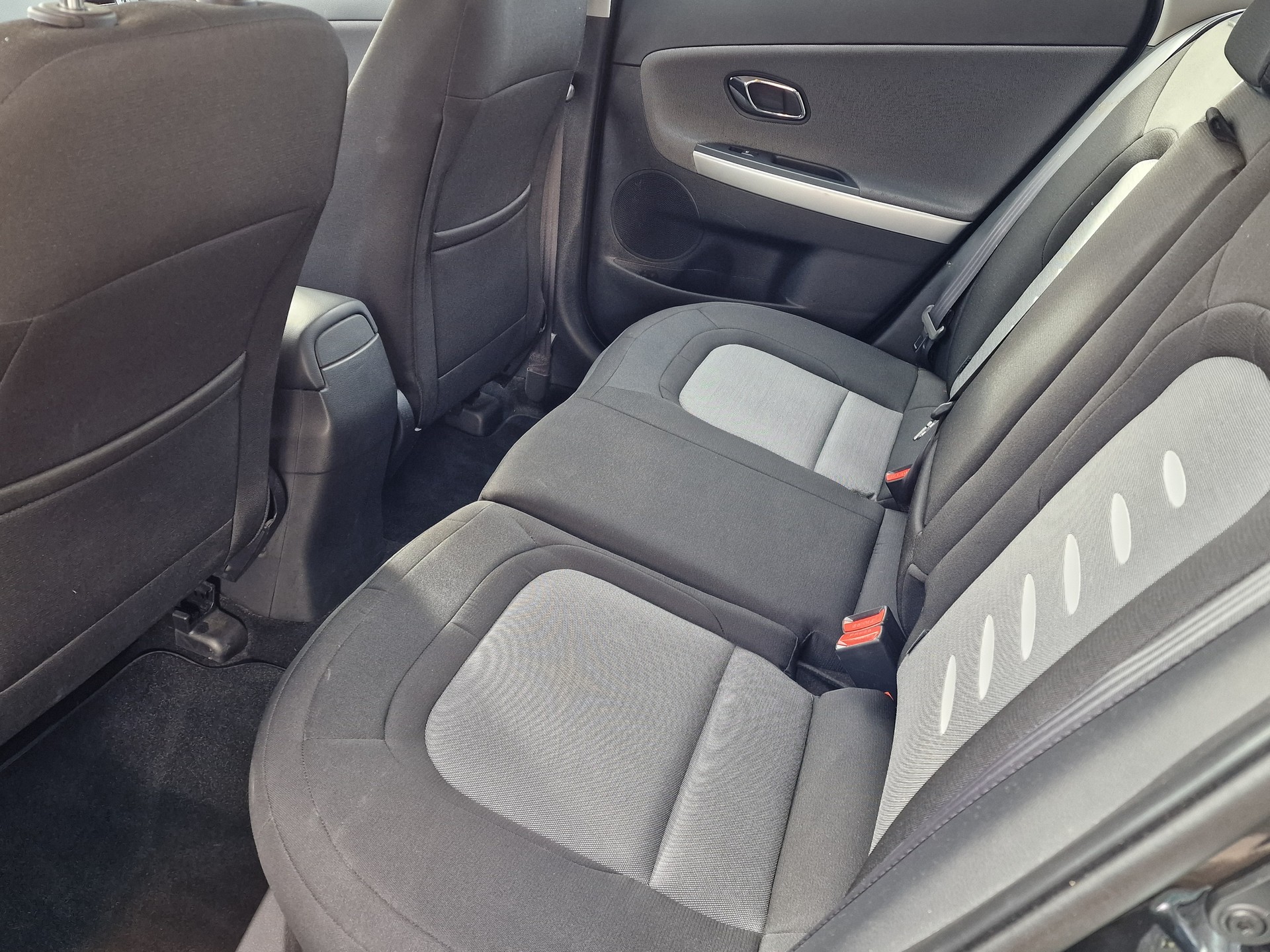 KIA Cee'd Sportswagon 1.6 GDi Trend-image-5