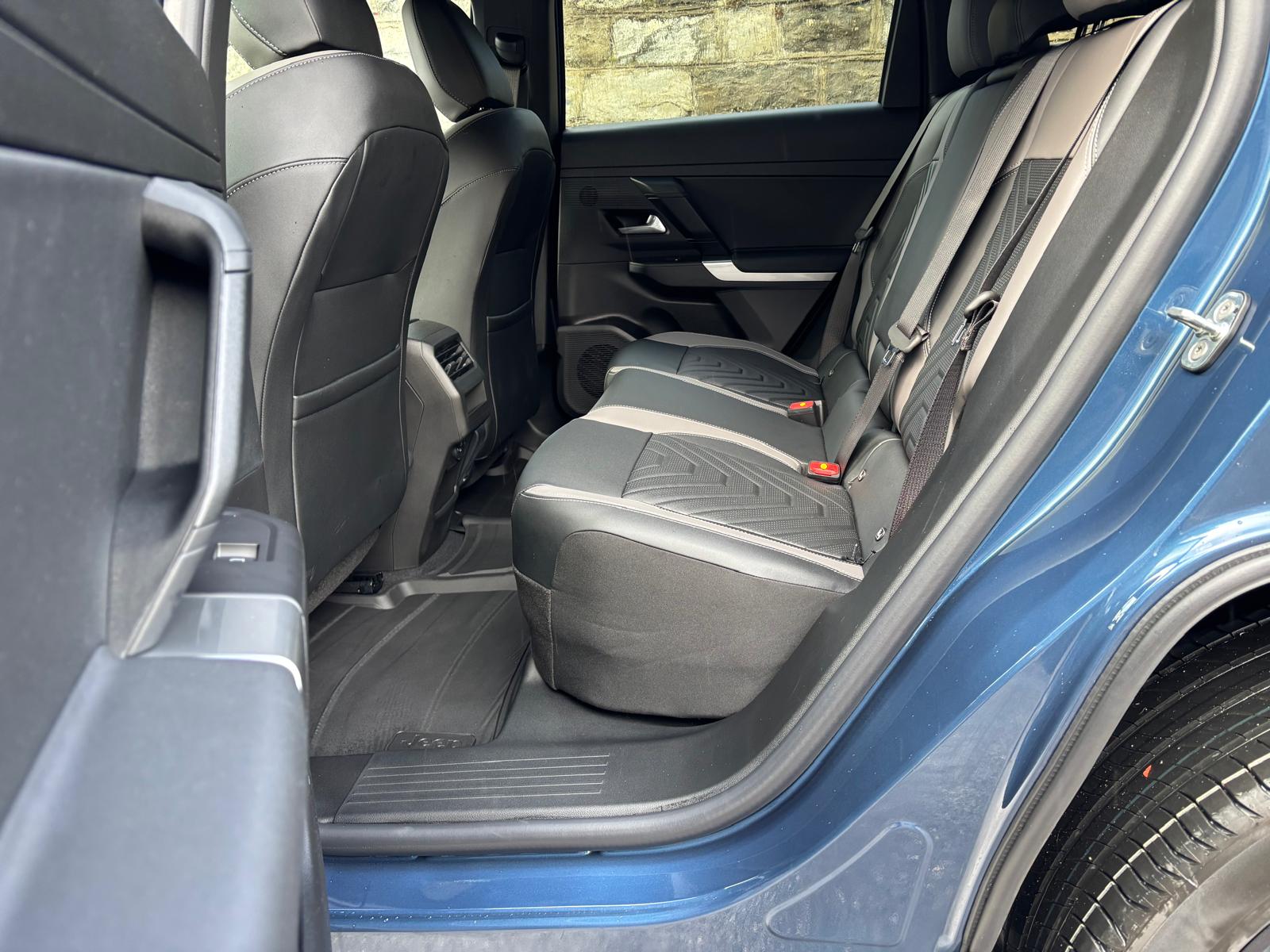 JEEP Compass Elektro 74kWh First Edition-image-8