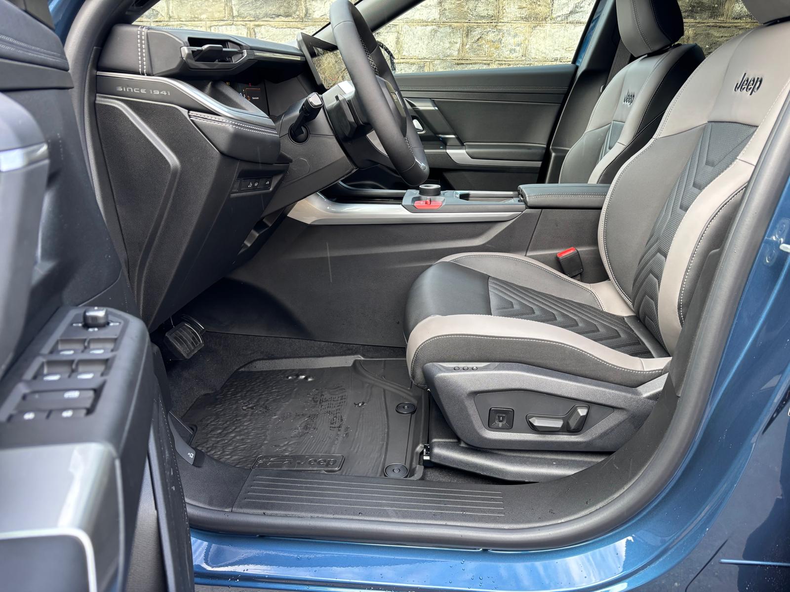 JEEP Compass Elektro 74kWh First Edition-image-7