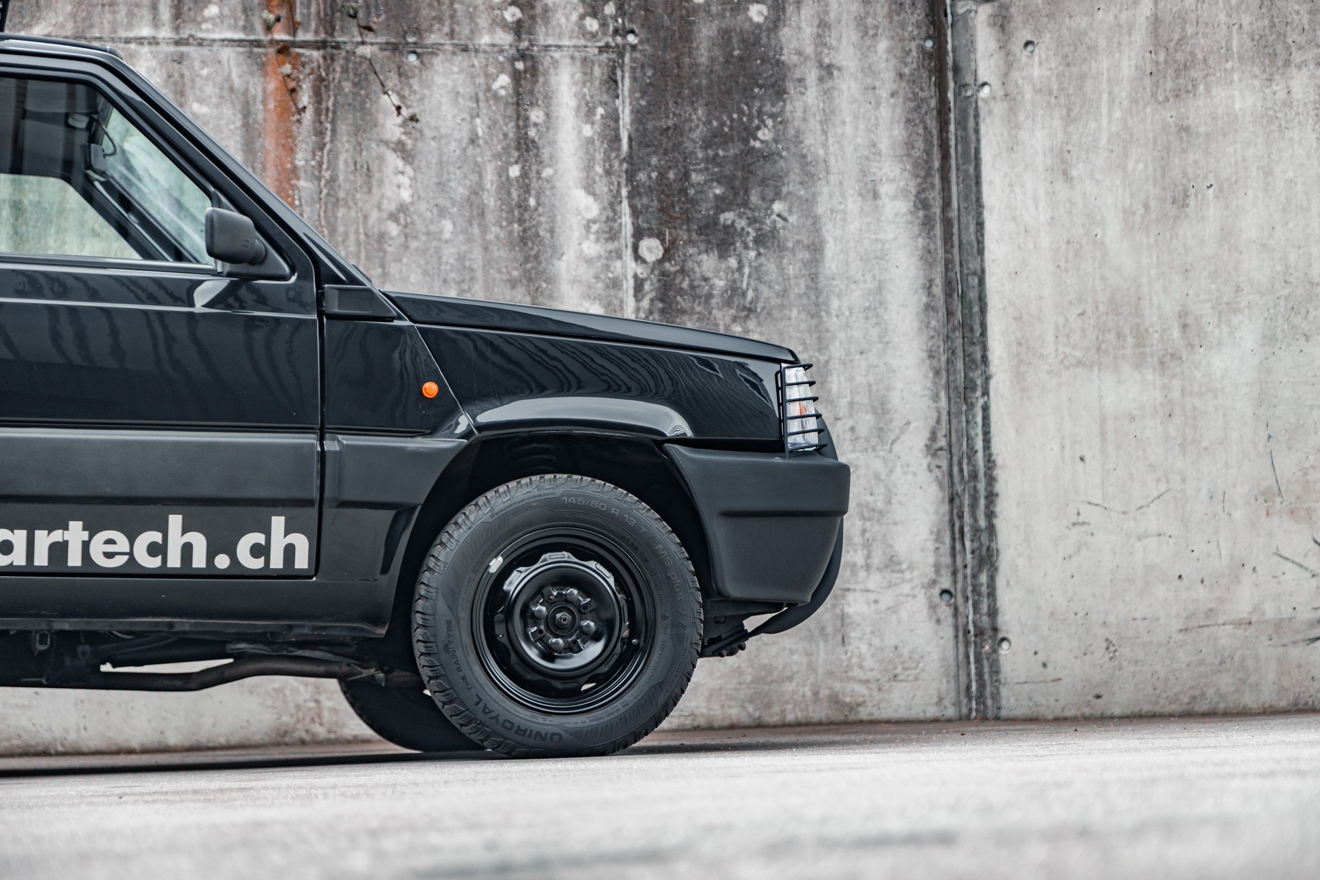 FIAT Panda 1100 4x4 cartech-Edition-showroom-element-1