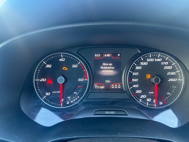 SEAT Leon ST 1.6 TDI CR Style DSG-image-11