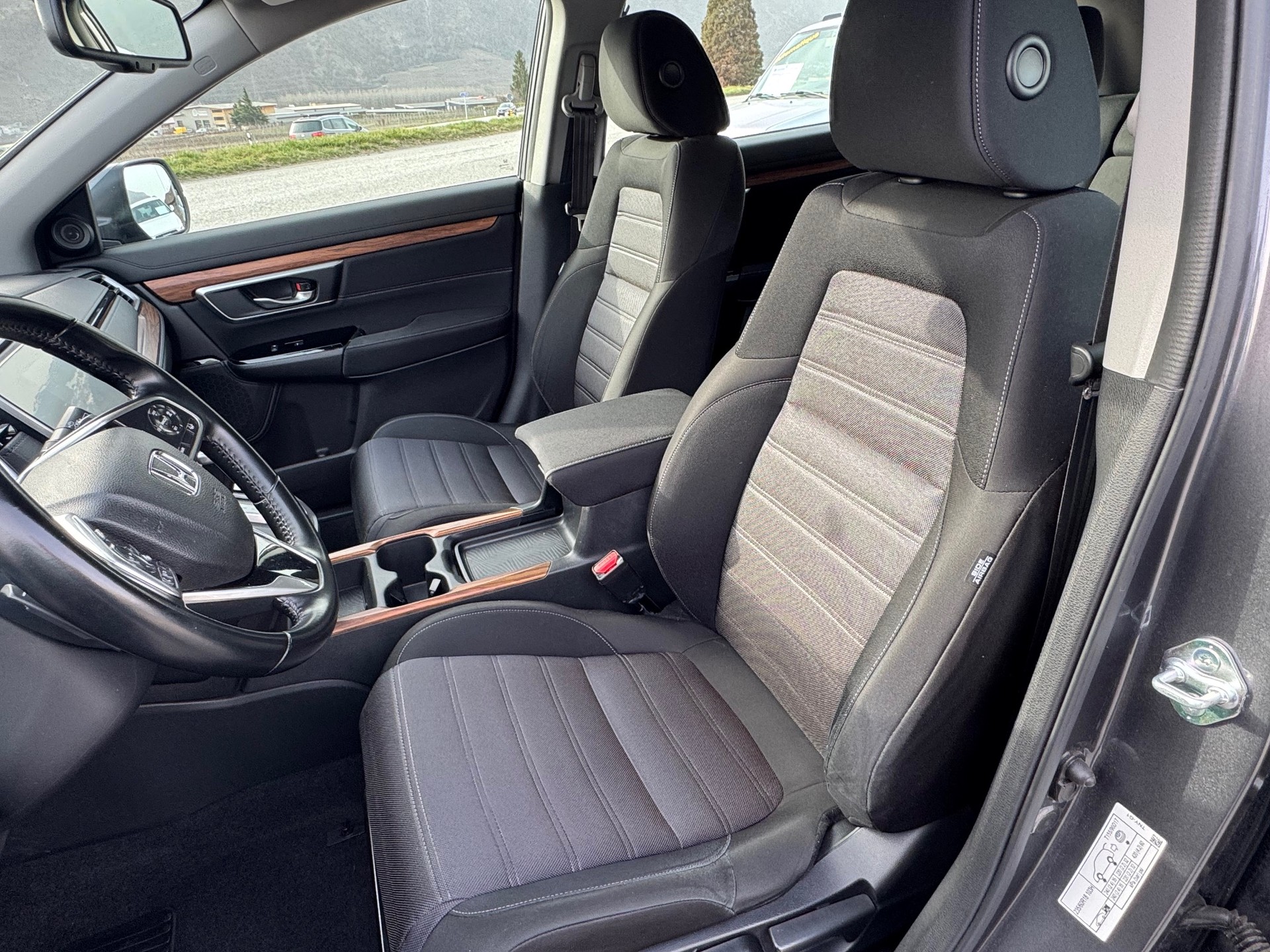 HONDA CR-V 1.5 i-VTEC Elegance 4WD Automatic-image-6