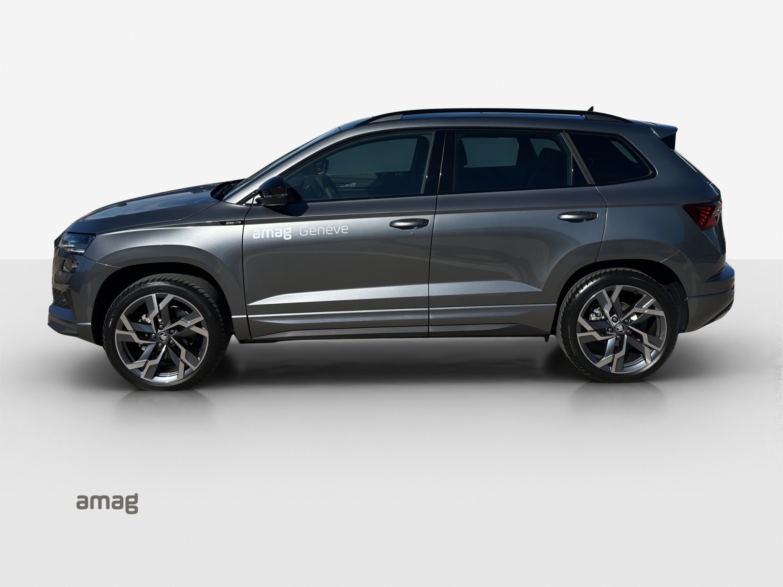 SKODA Karoq 2.0 TSI SportLine 4x4 DSG-image-1