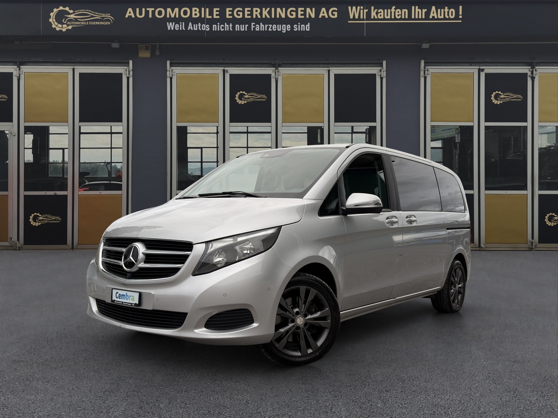 MERCEDES-BENZ V 250 d BlueTec kurz 4matic Van-image-0