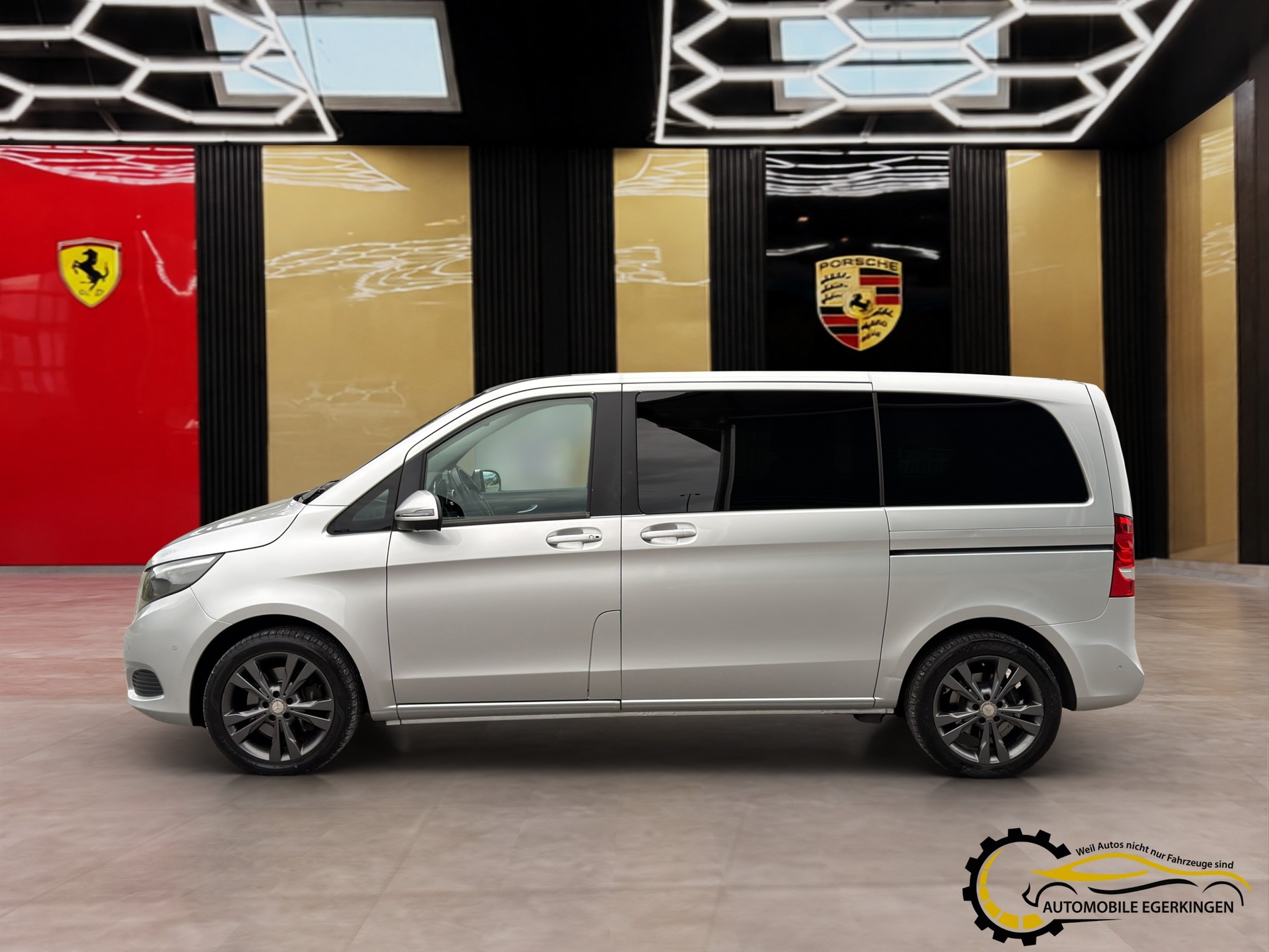 MERCEDES-BENZ V 250 d BlueTec kurz 4matic Van-image-7