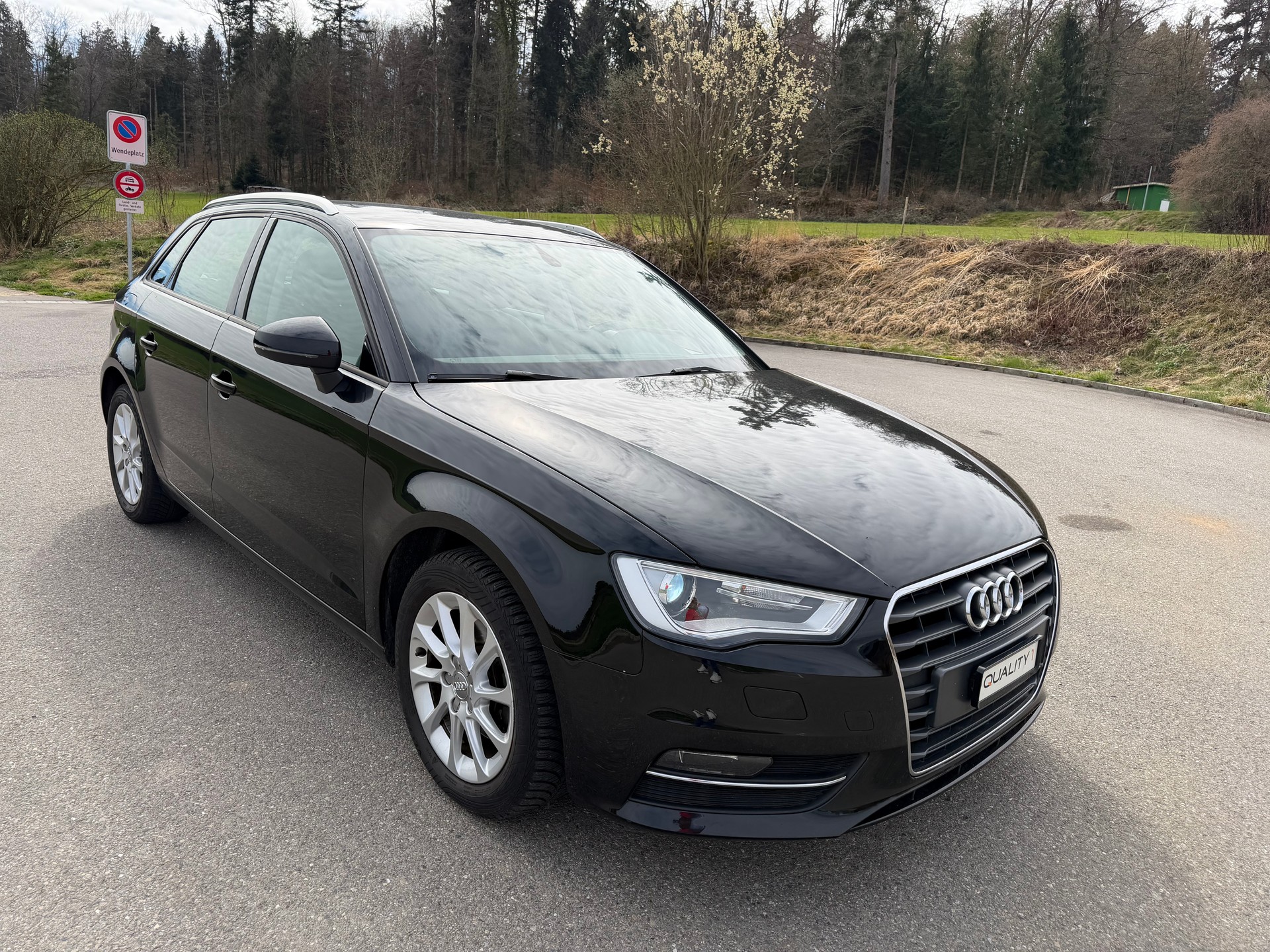 AUDI A3 Sportback 1.4 TFSI Ambition-image-1