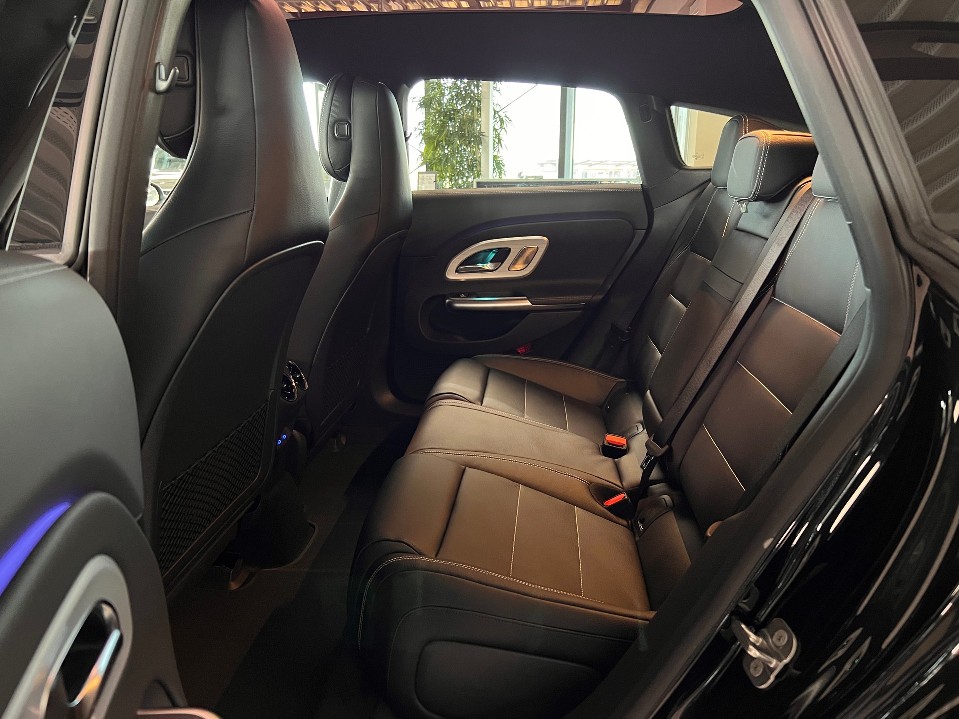 MERCEDES-BENZ CLA Shooting Brake 350 4Matic 85 kWh EQ-image-8