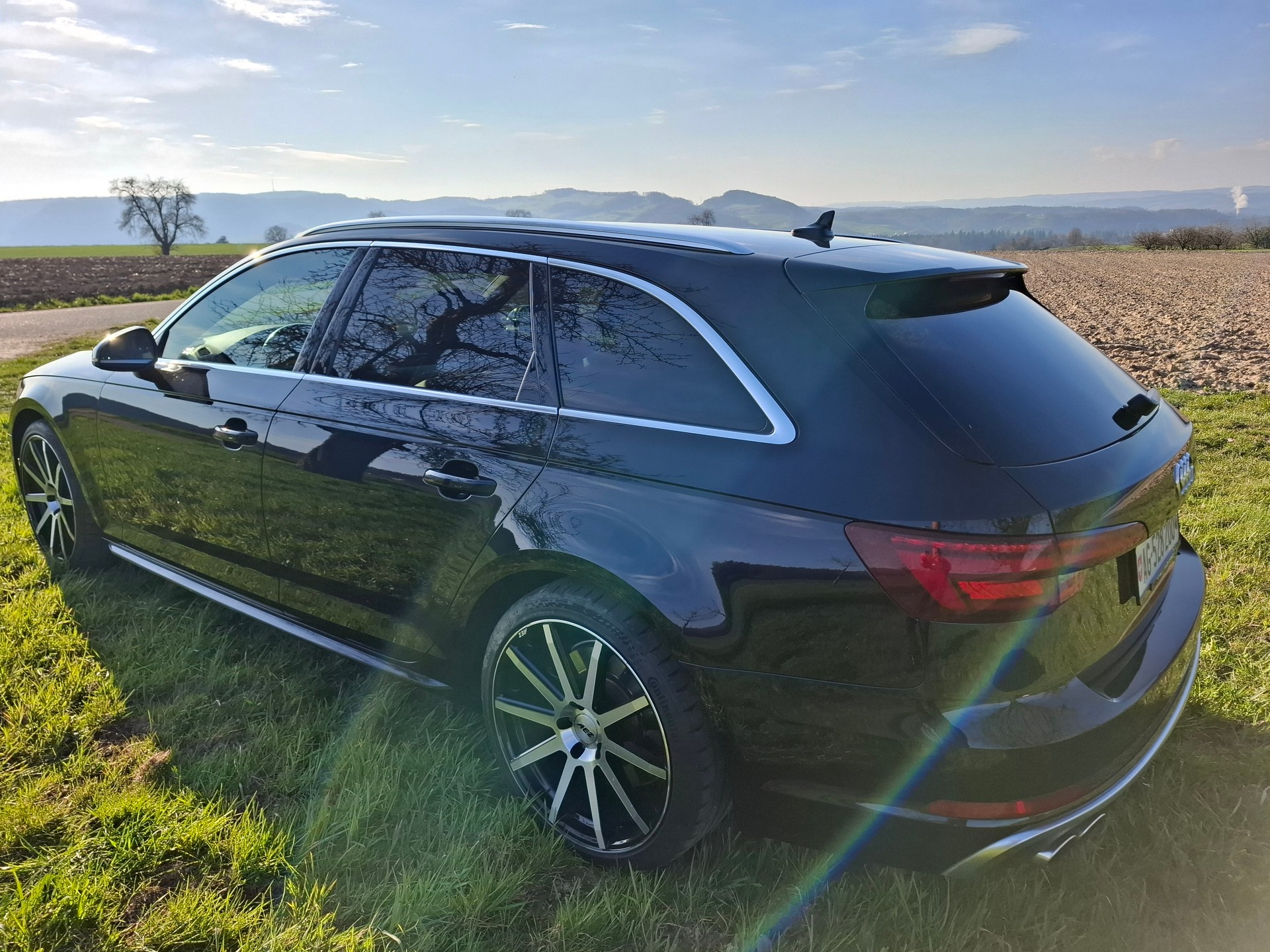 AUDI S4 Avant 3.0 TFSI quattro tiptronic-image-7