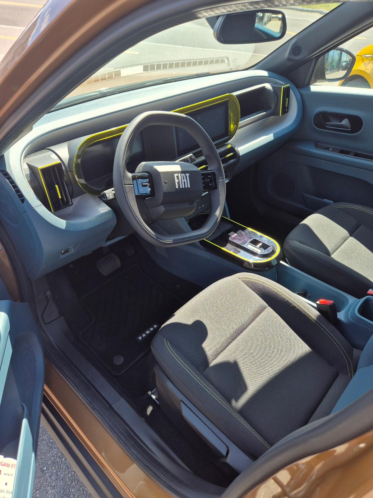 FIAT Grande Panda 1.2 Hybrid Icon-image-6