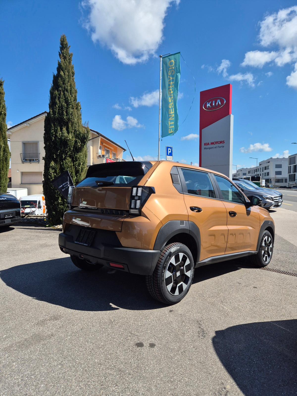 FIAT Grande Panda 1.2 Hybrid Icon-image-2