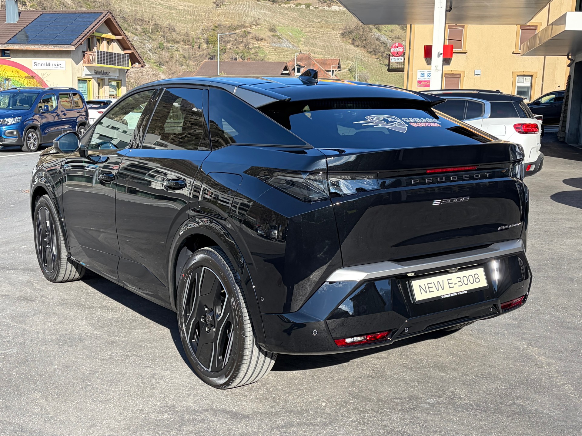 PEUGEOT 3008 73kWh GT Exclusive-image-2