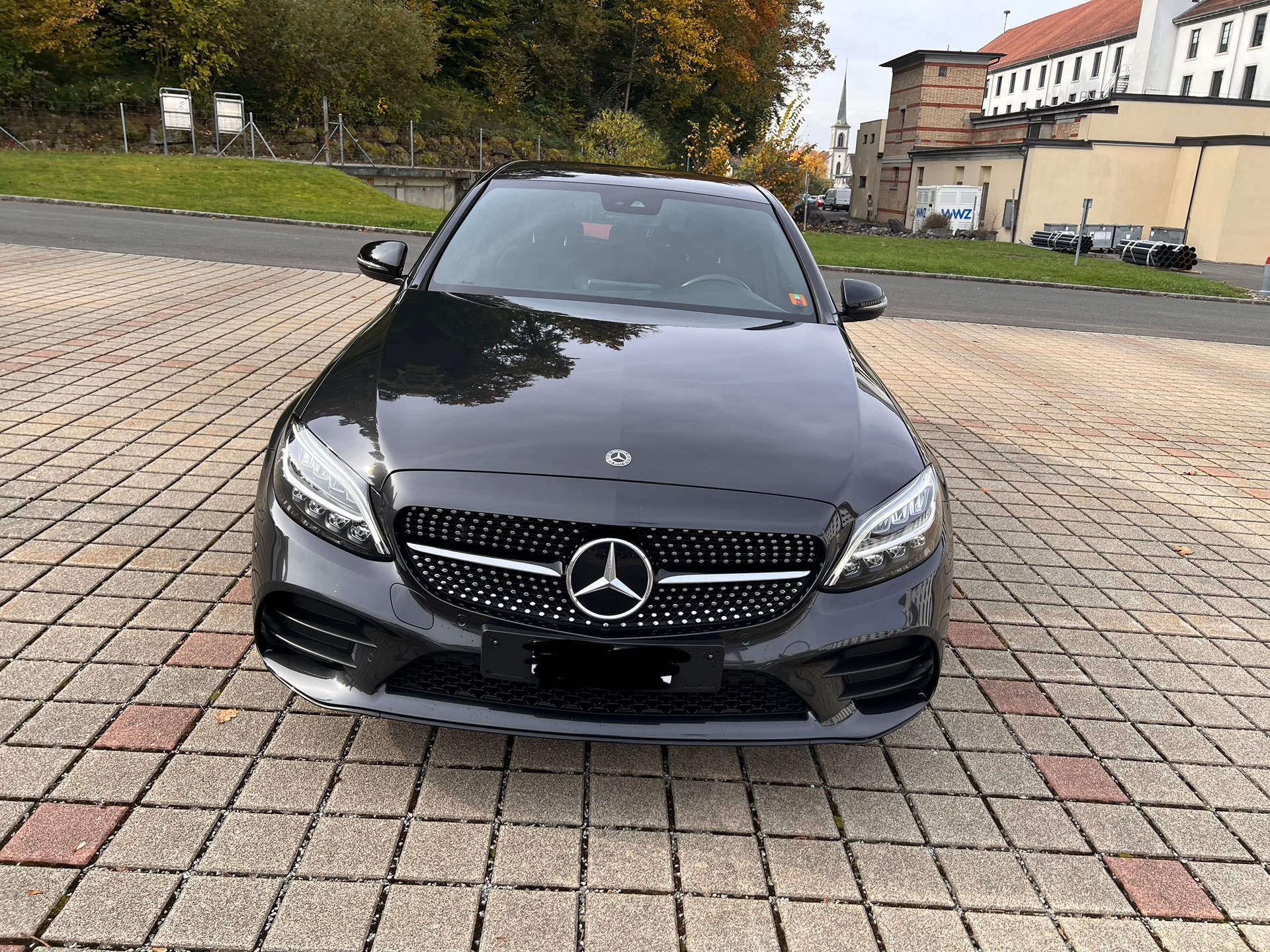 MERCEDES-BENZ C 200 AMG Line 4Matic 9G-Tronic-image-2