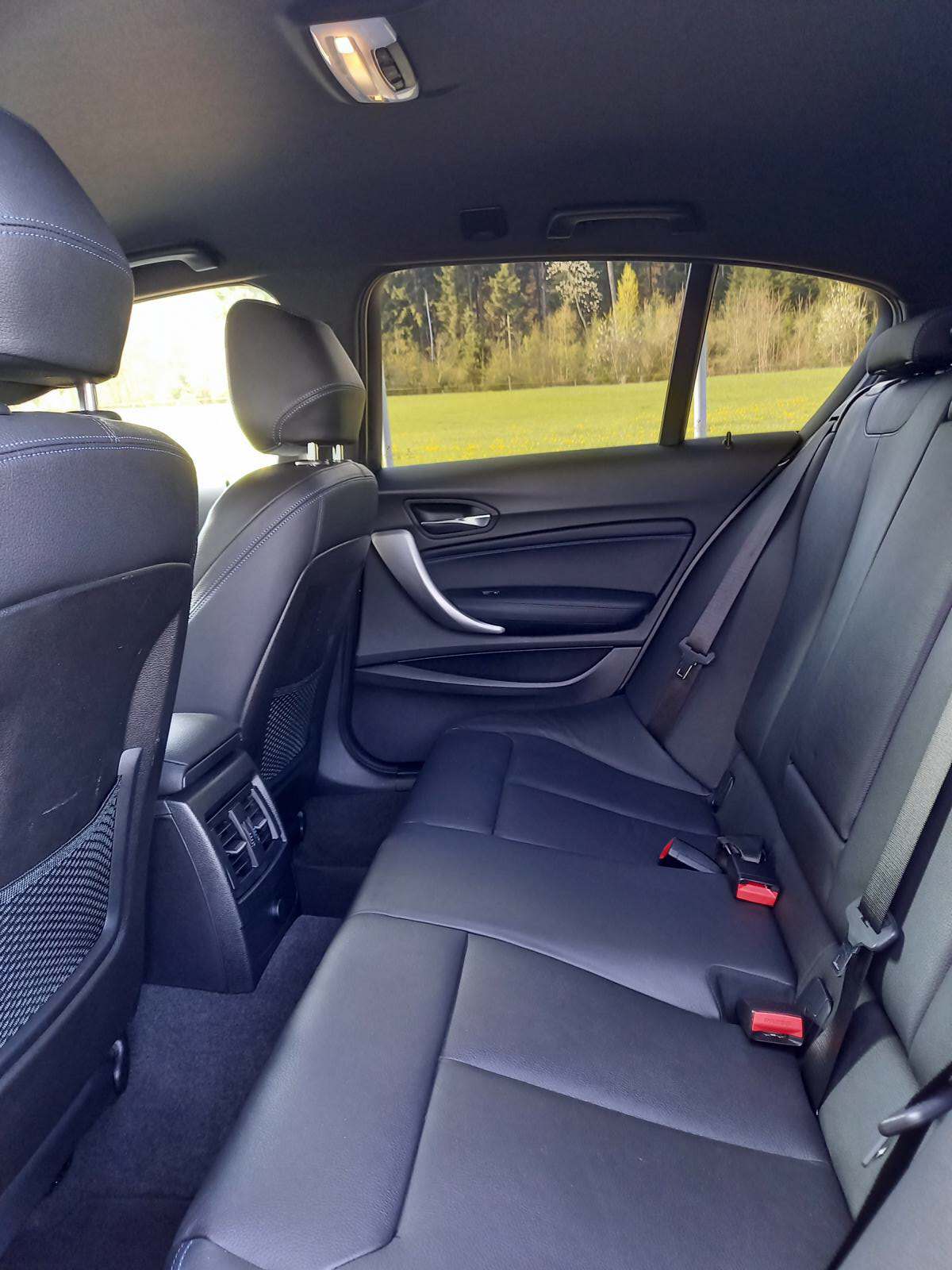 BMW M140i xDrive Steptronic-image-13